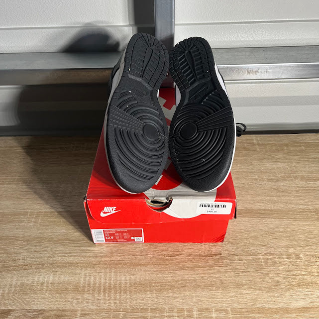 Size 11 - Dunk Low Retro Panda