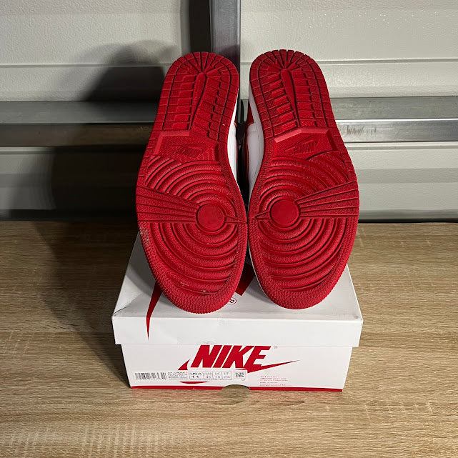 Size 11 - AJ 1 Retro High Heritage