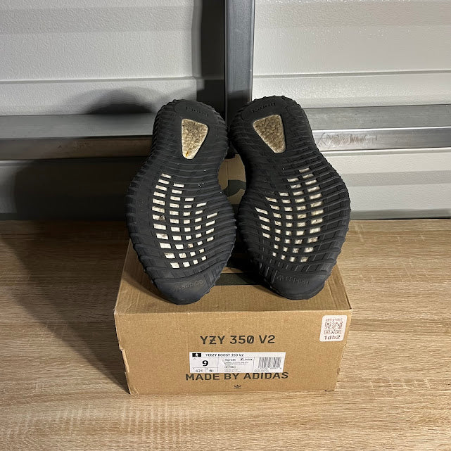 Size 9 - YZY Boost 350 V2 Carbon Beluga