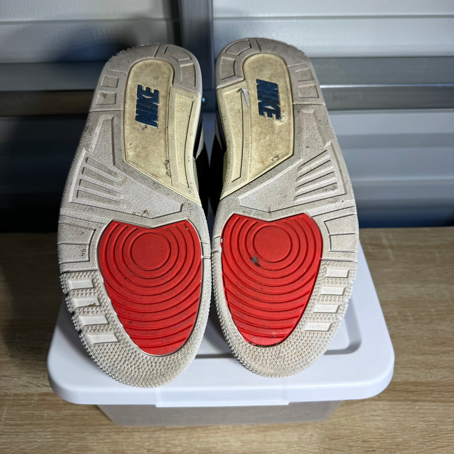 Size 10 - AJ 3 Retro OG Rare Air
