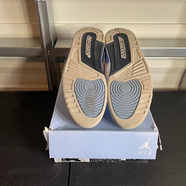 Size 11 - AJ 3 Retro UNC