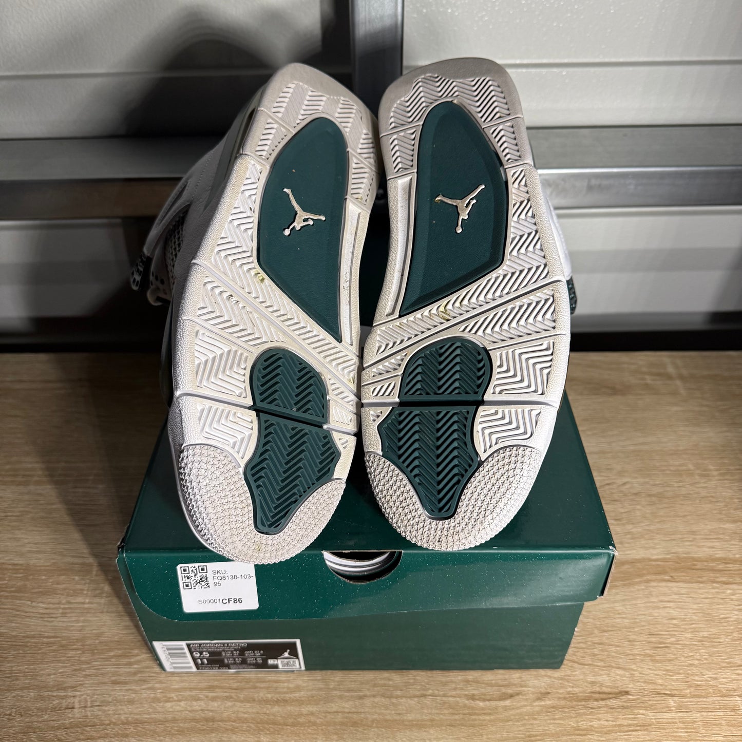 Size 9.5 - AJ 4 Retro Oxidized Green