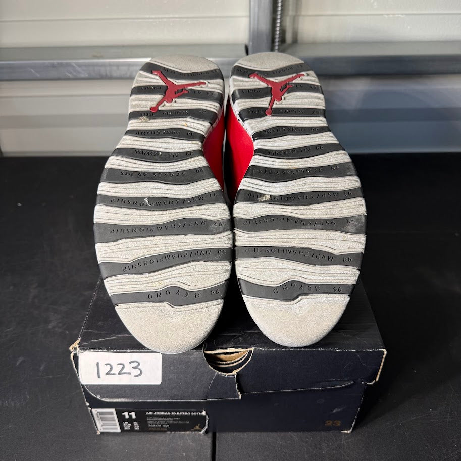 Size 11 - AJ 10 Retro Bulls Over Broadway