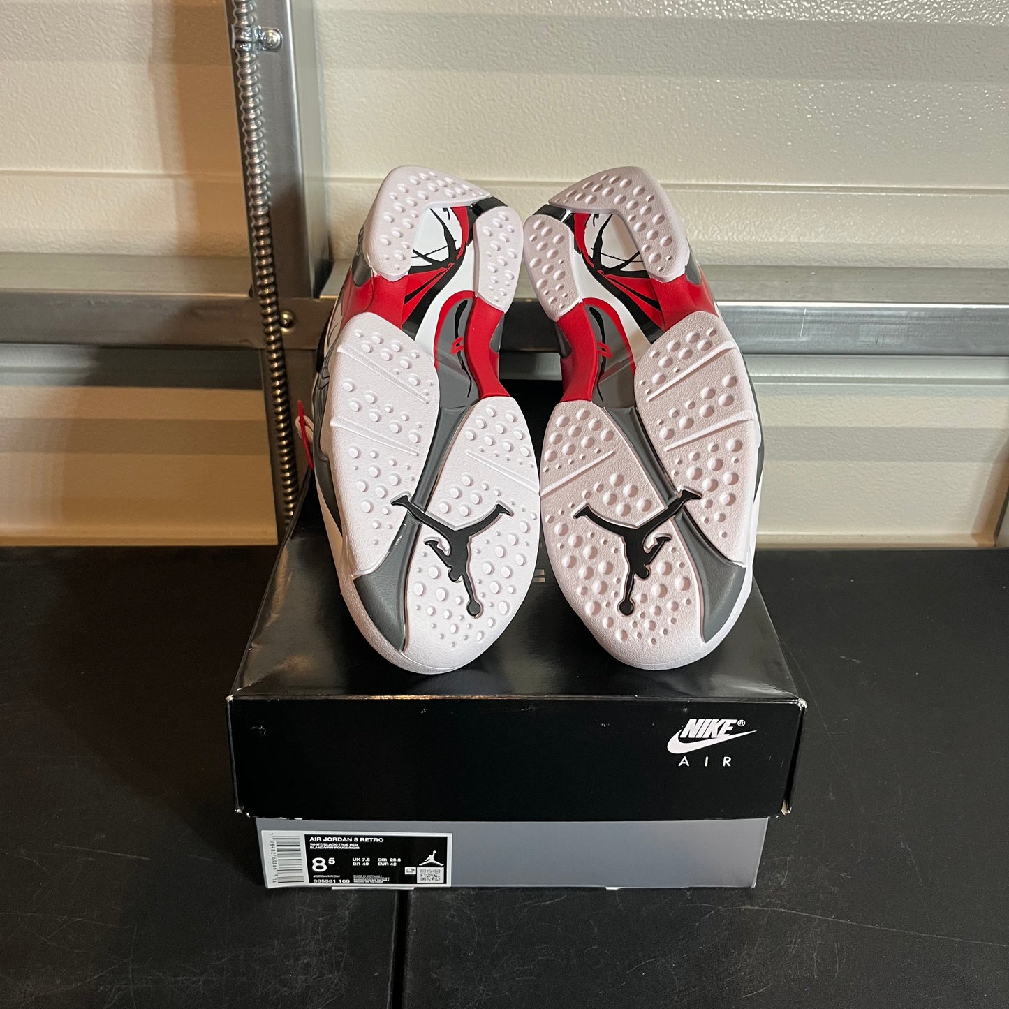 Size 8.5 - AJ 8 Retro Bugs Bunny