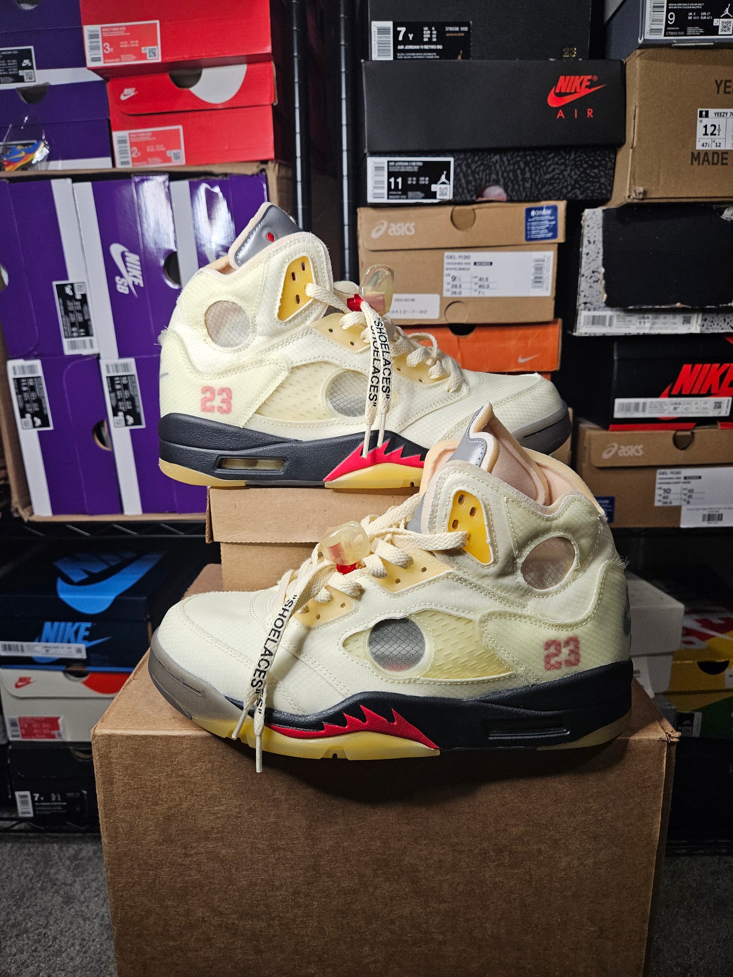 Size 9 - AJ 5 SP x Off-White Mid Sail