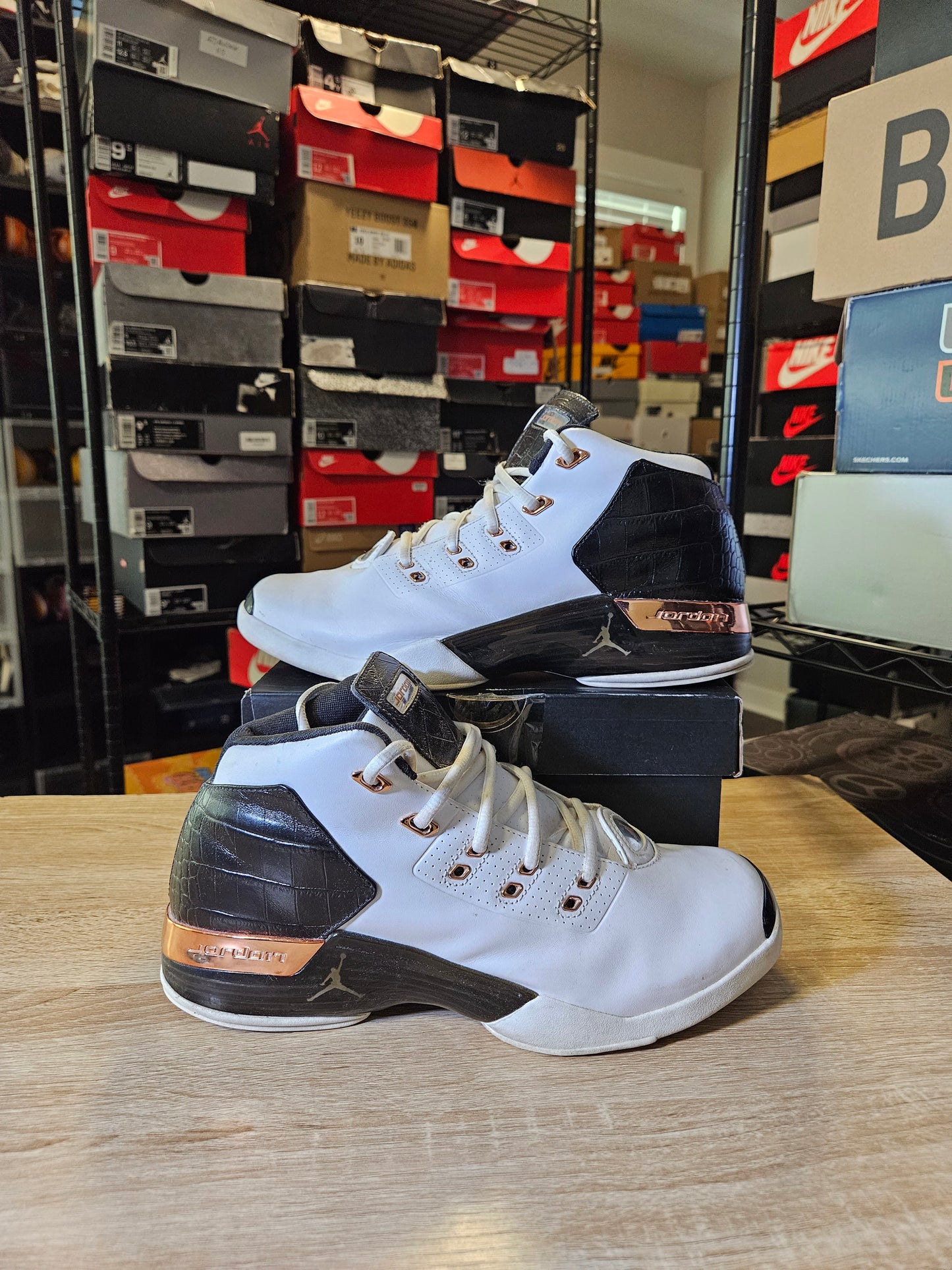 Size 9.5 - AJ 17+ Retro 2016 Copper