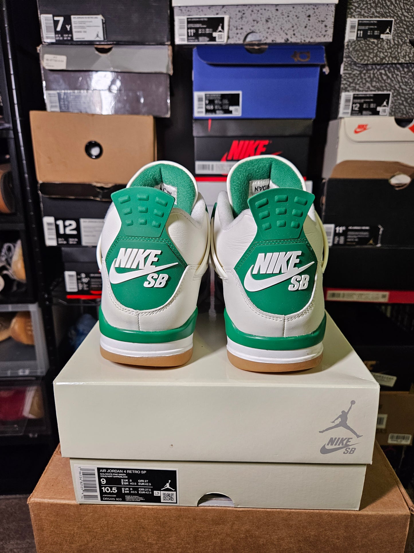 Size 9 - AJ 4 Retro SP x Nike SB Mid Pine Green