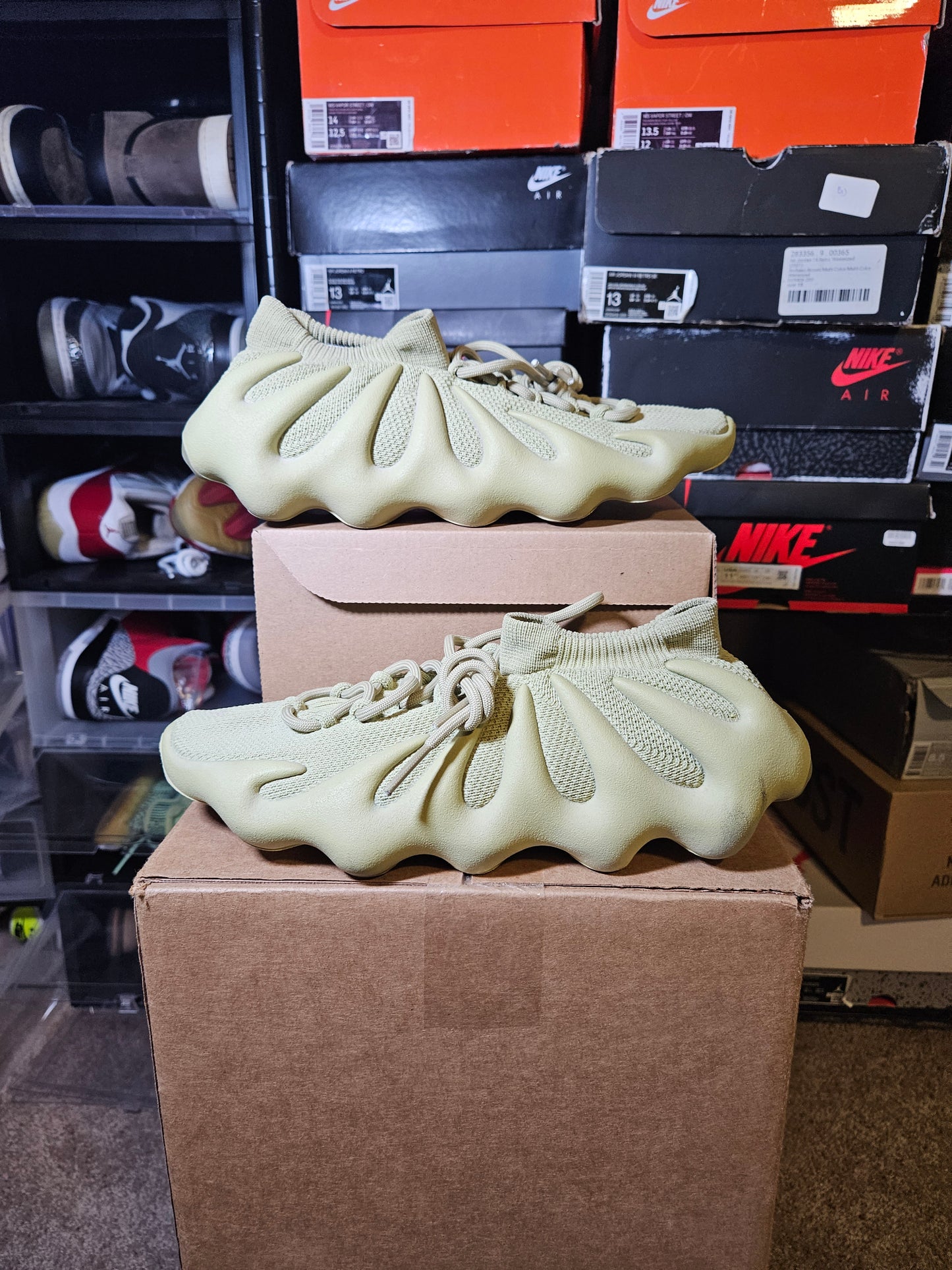 Size 9.5 - YZY 450 Resin