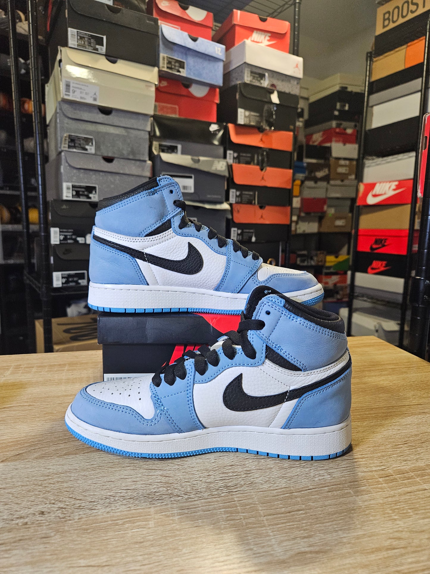 Size 4.5 - AJ 1 University Blue