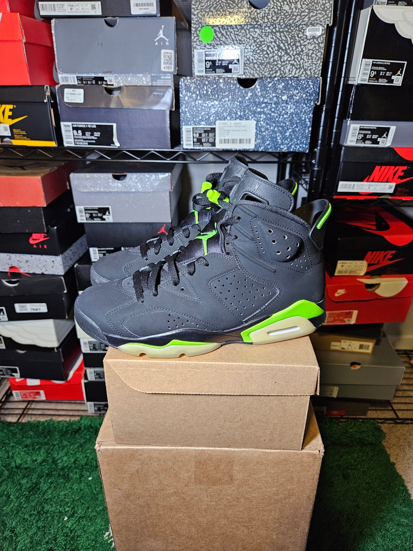 Size 9.5 - Jordan 6 Retro Electric Green 2021