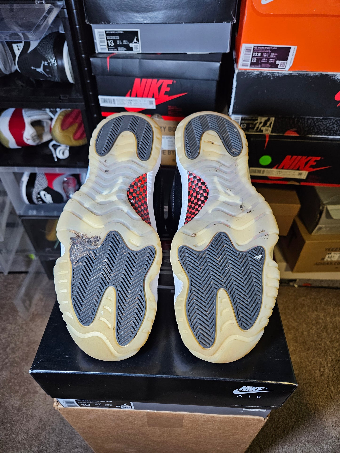Size 10 - AJ 11 Retro Low 72-10