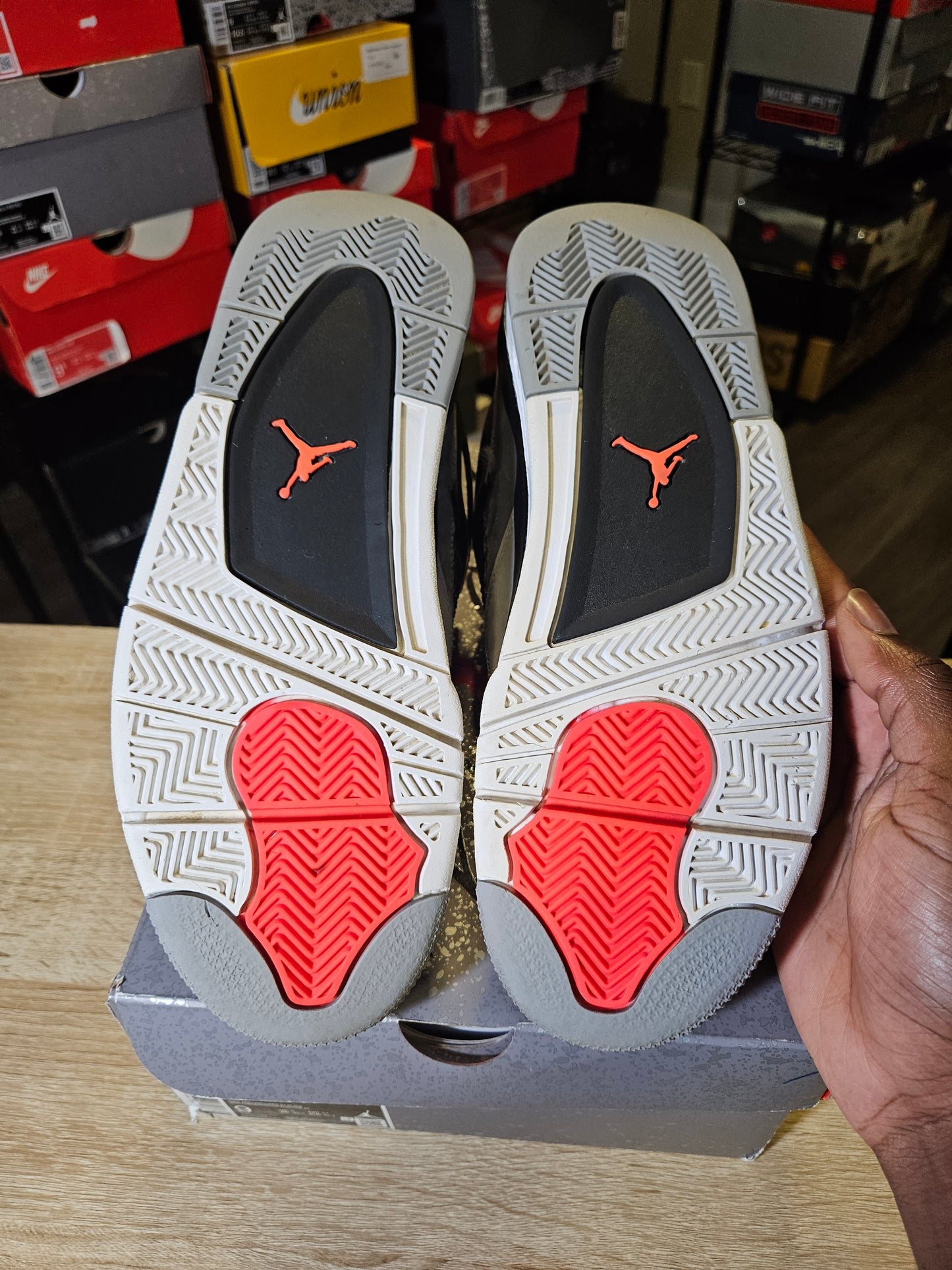 Size 8.5 - AJ 4 Retro Mid Infrared