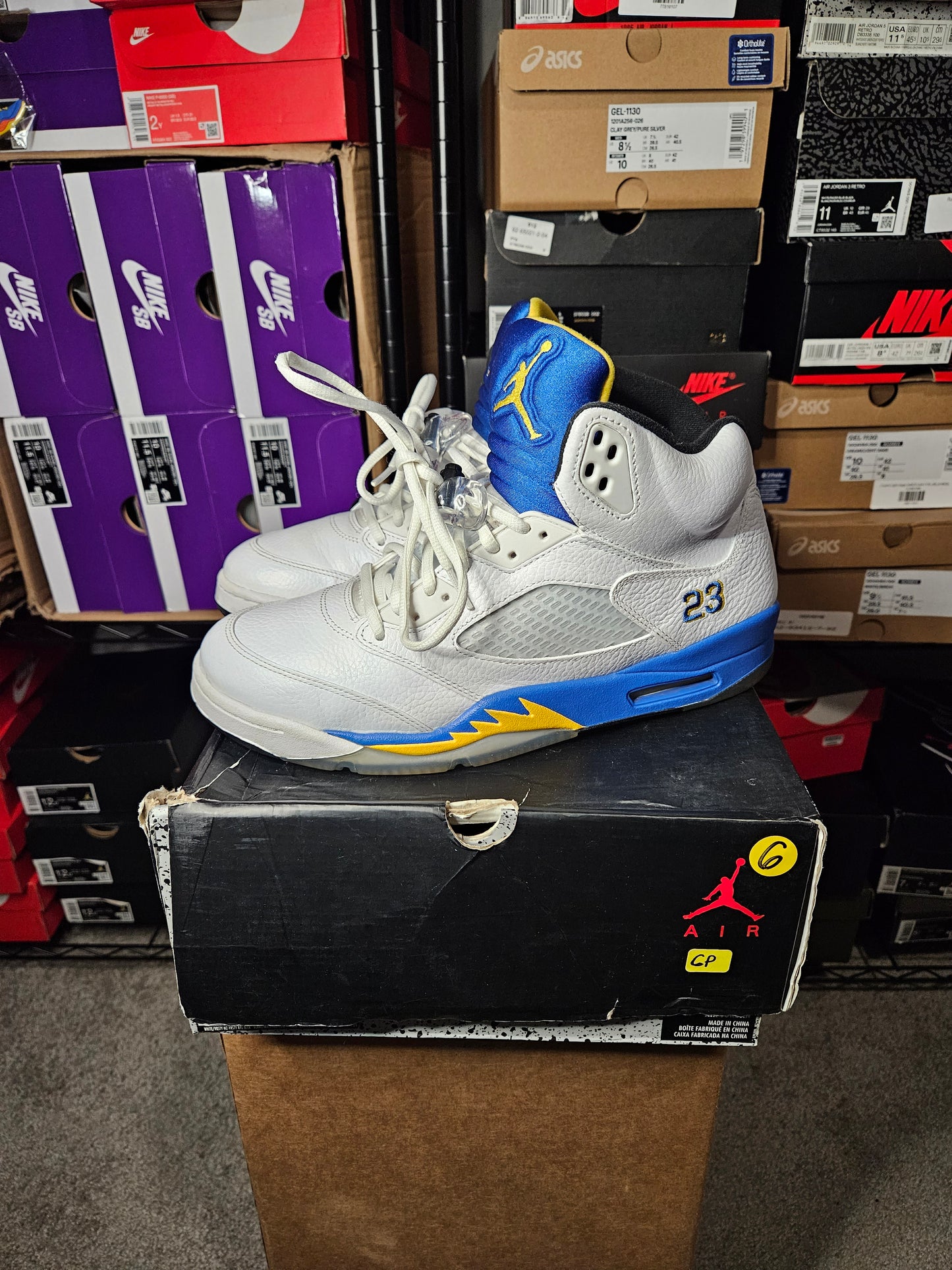 Size 10.5 - AJ 5 Retro 2013 Laney