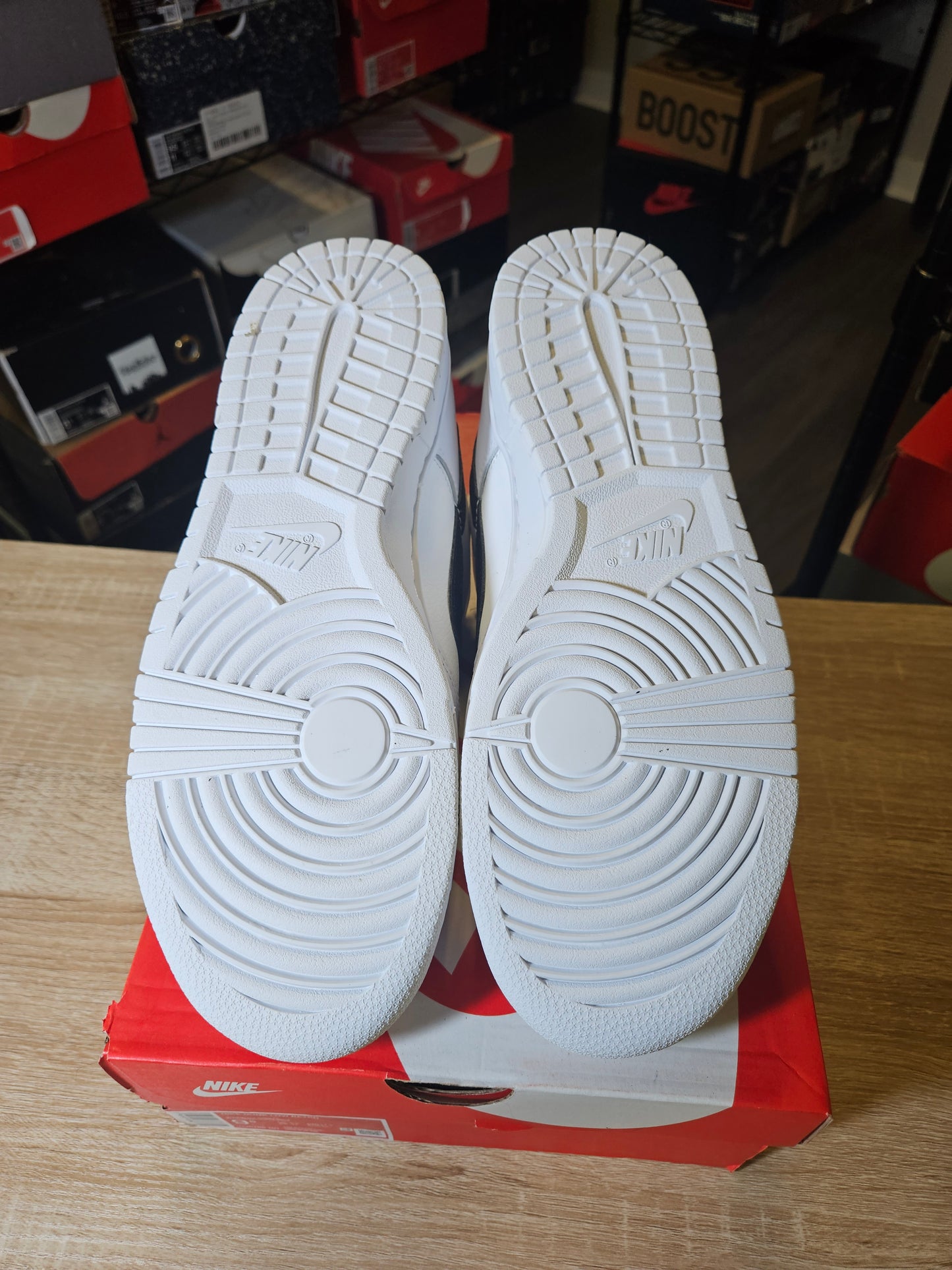 Size 9.5 - Dunk Low Reverse Panda