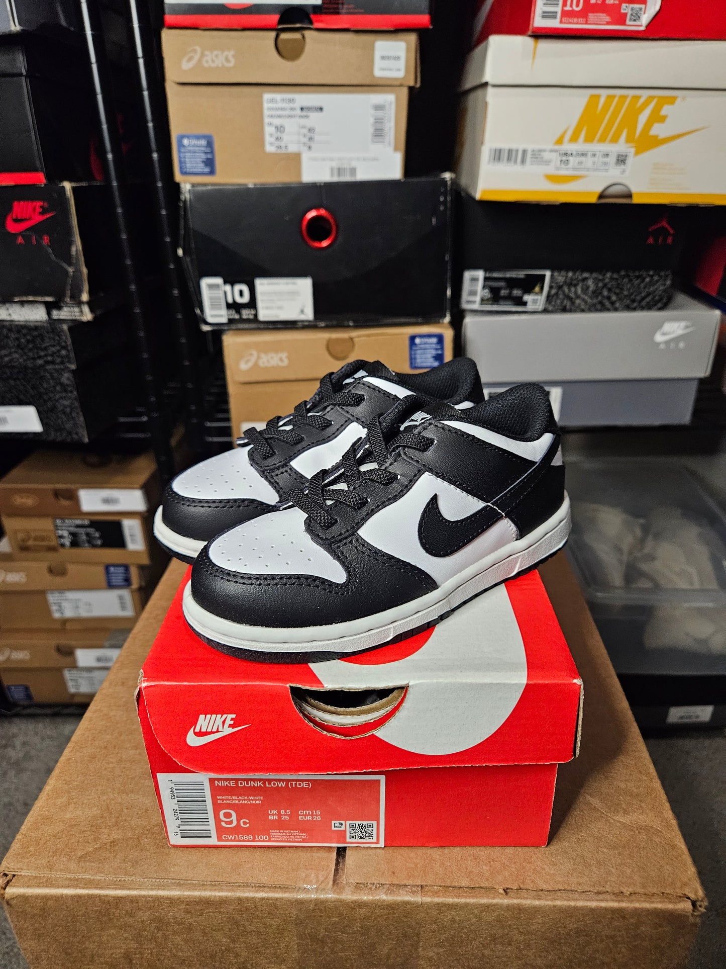 Size 9C - Panda Dunk