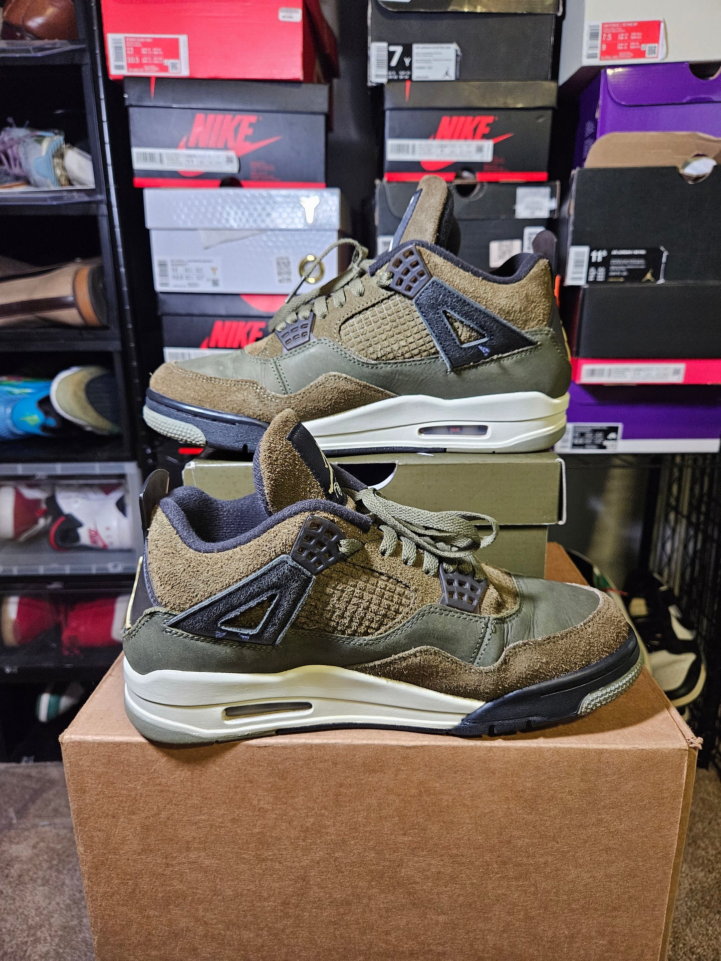 Size 9 - AJ 4 SE Retro Low Craft - Olive