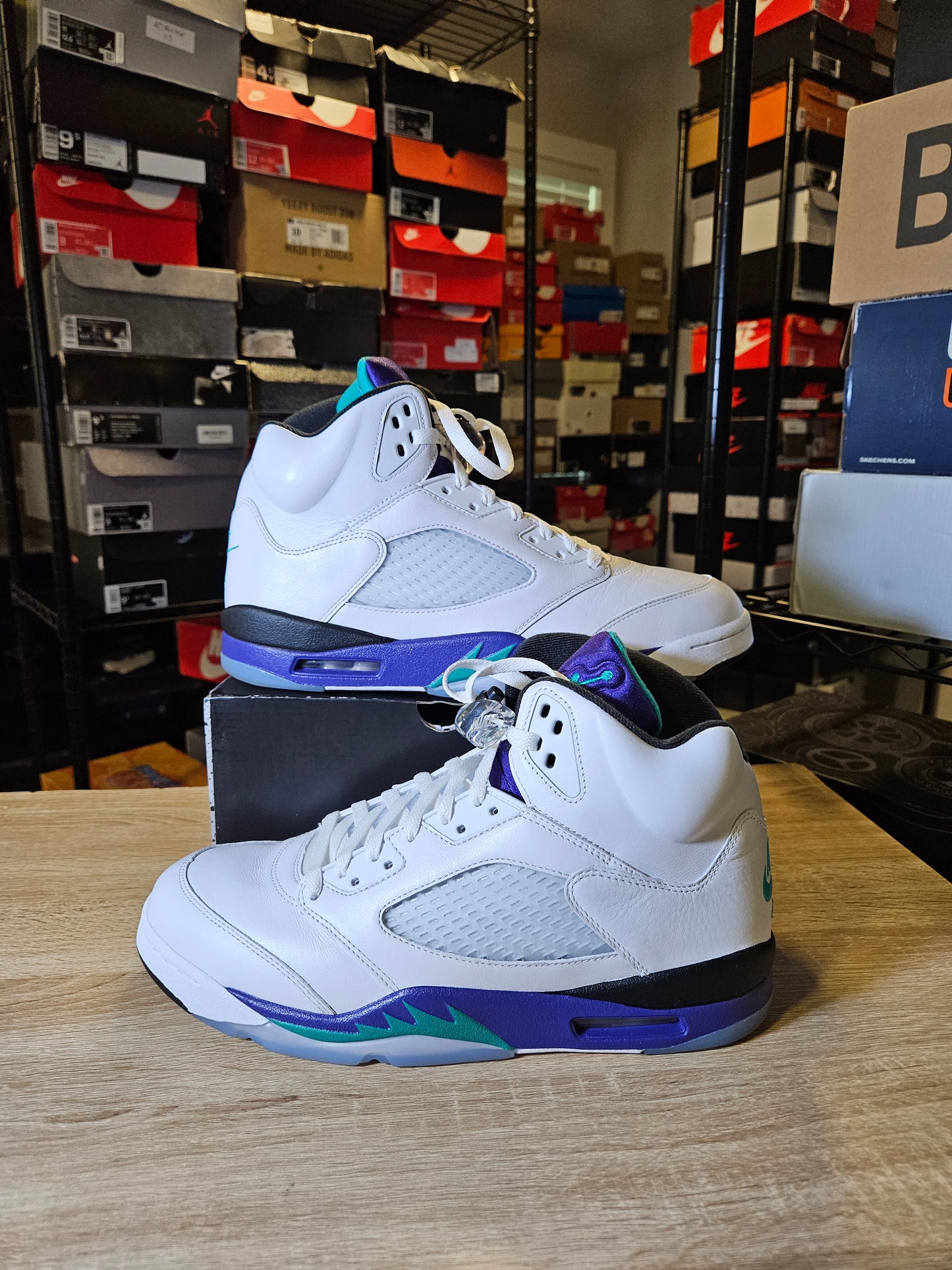 Size 12 - AJ 5 Retro 2025 Grape