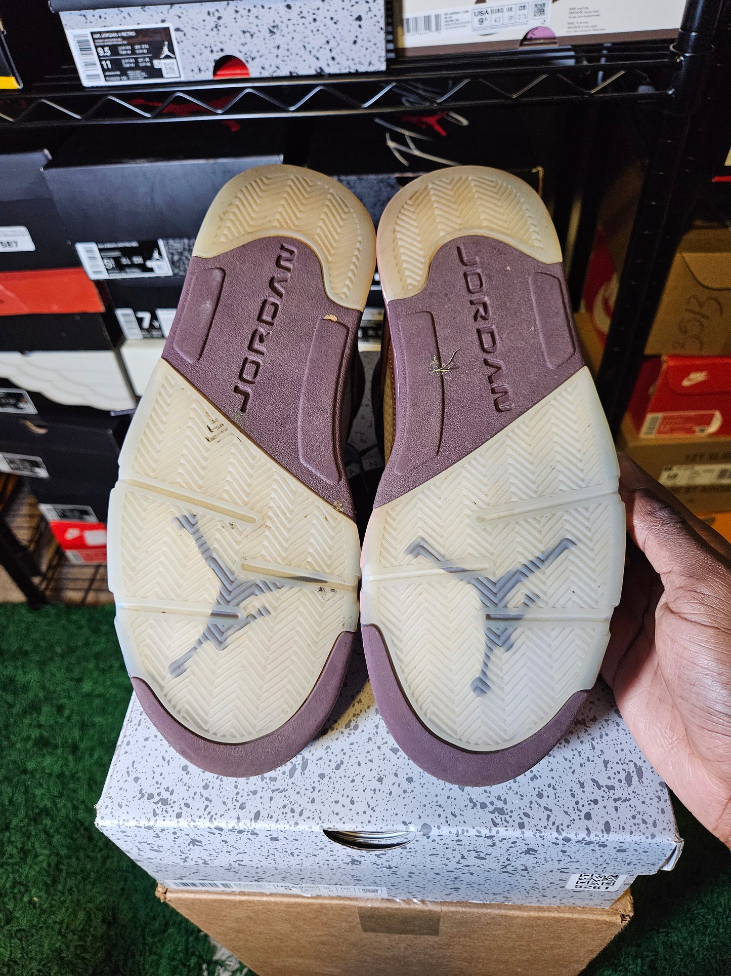 Size 9 - AJ 5 Retro SE 2023 Burgundy