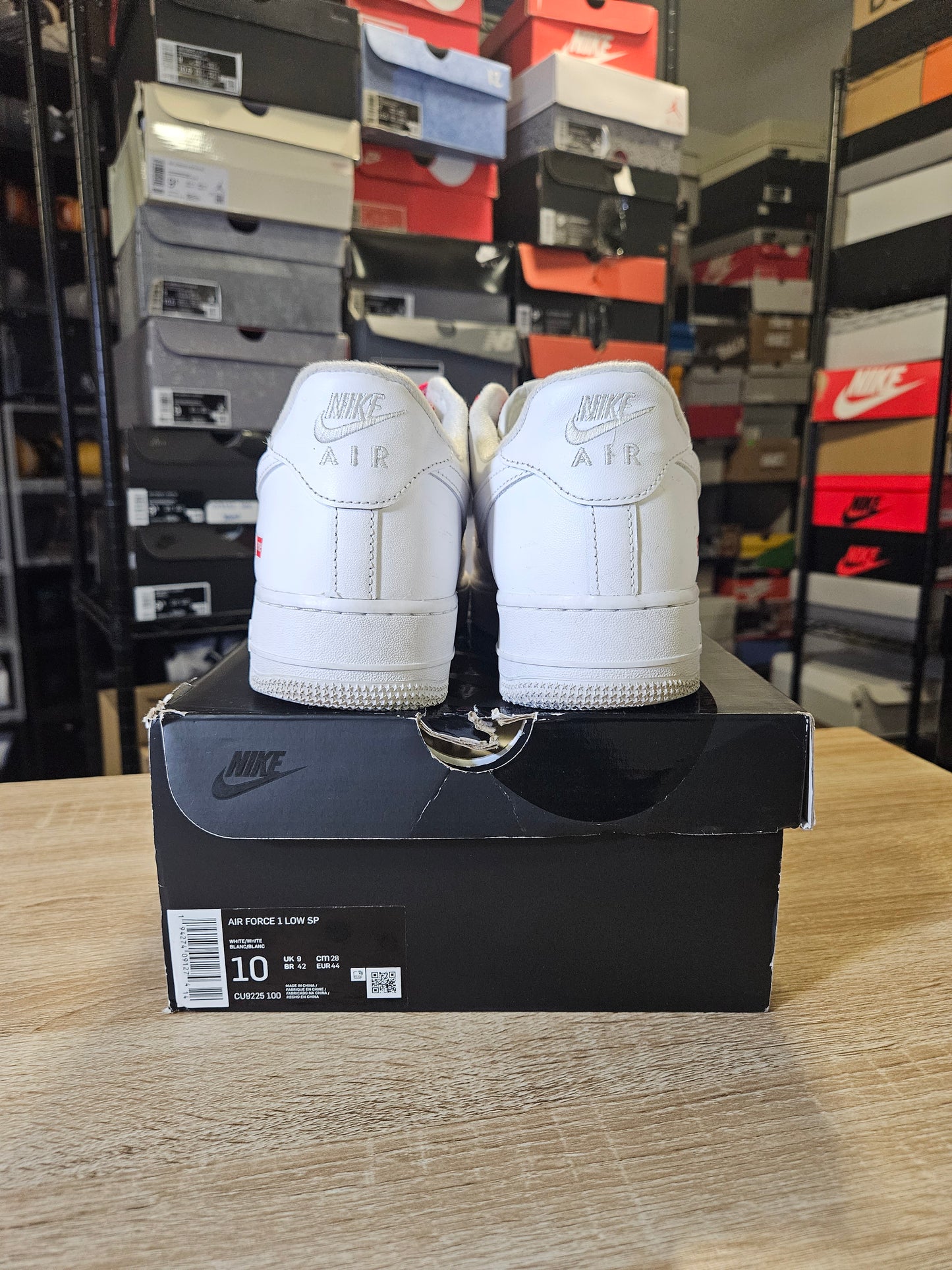 Size 10 - Air Force 1 Supreme