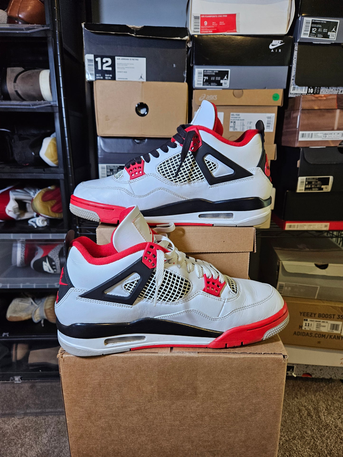 Size 10 - AJ 4 Fire Red