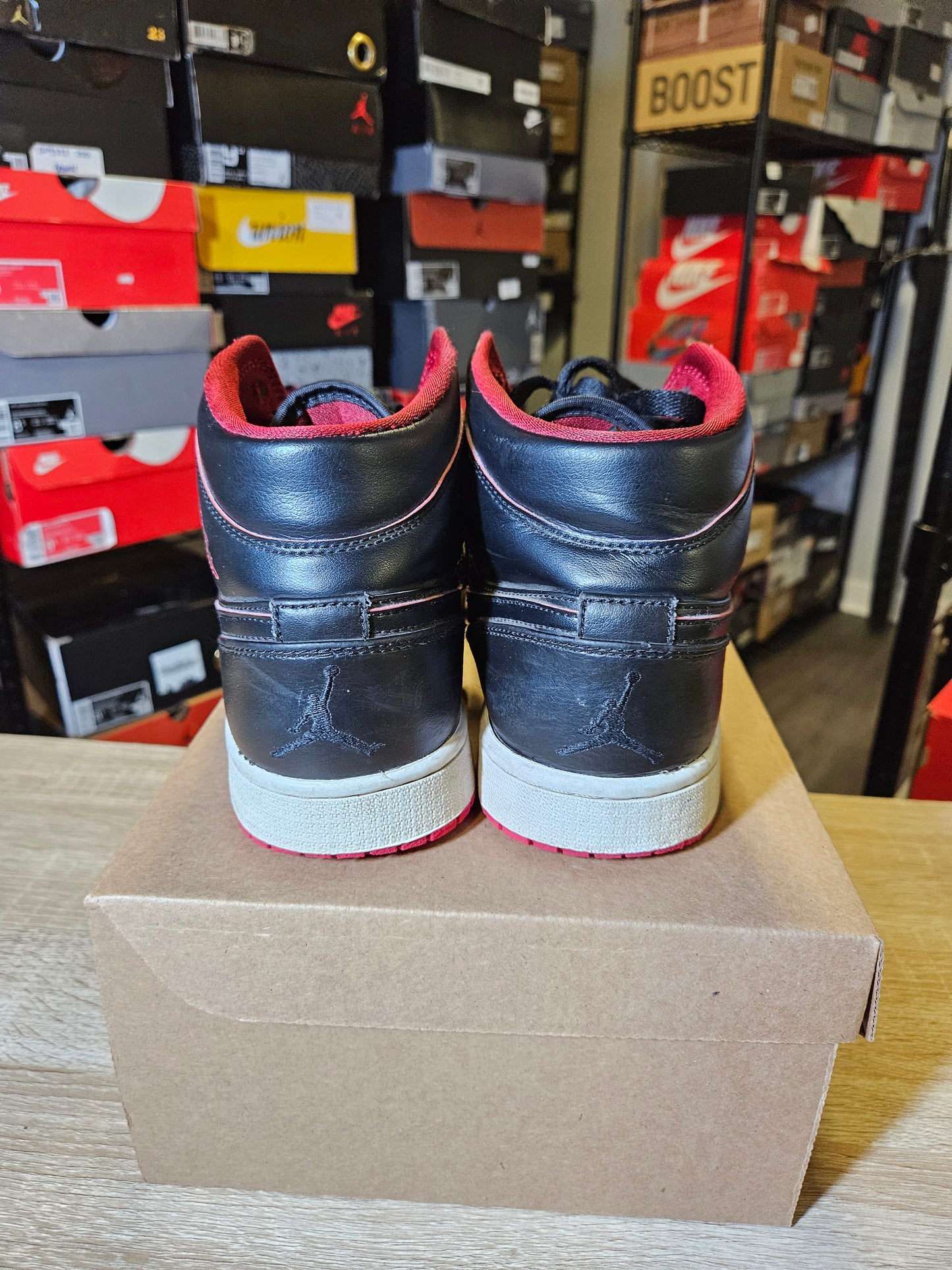 Size 10 - AJ 1 Mid Black Red