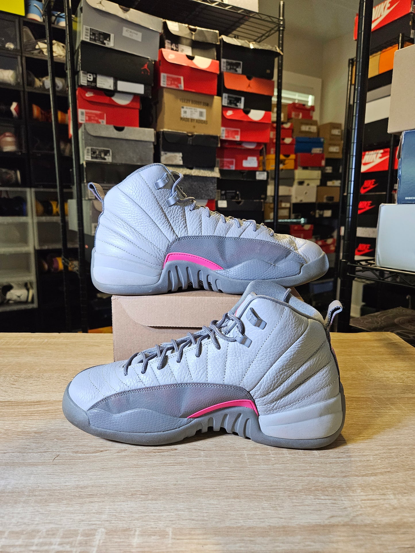 Size 9.5 - AJ 12 Retro Mid Vivid Pink 2016