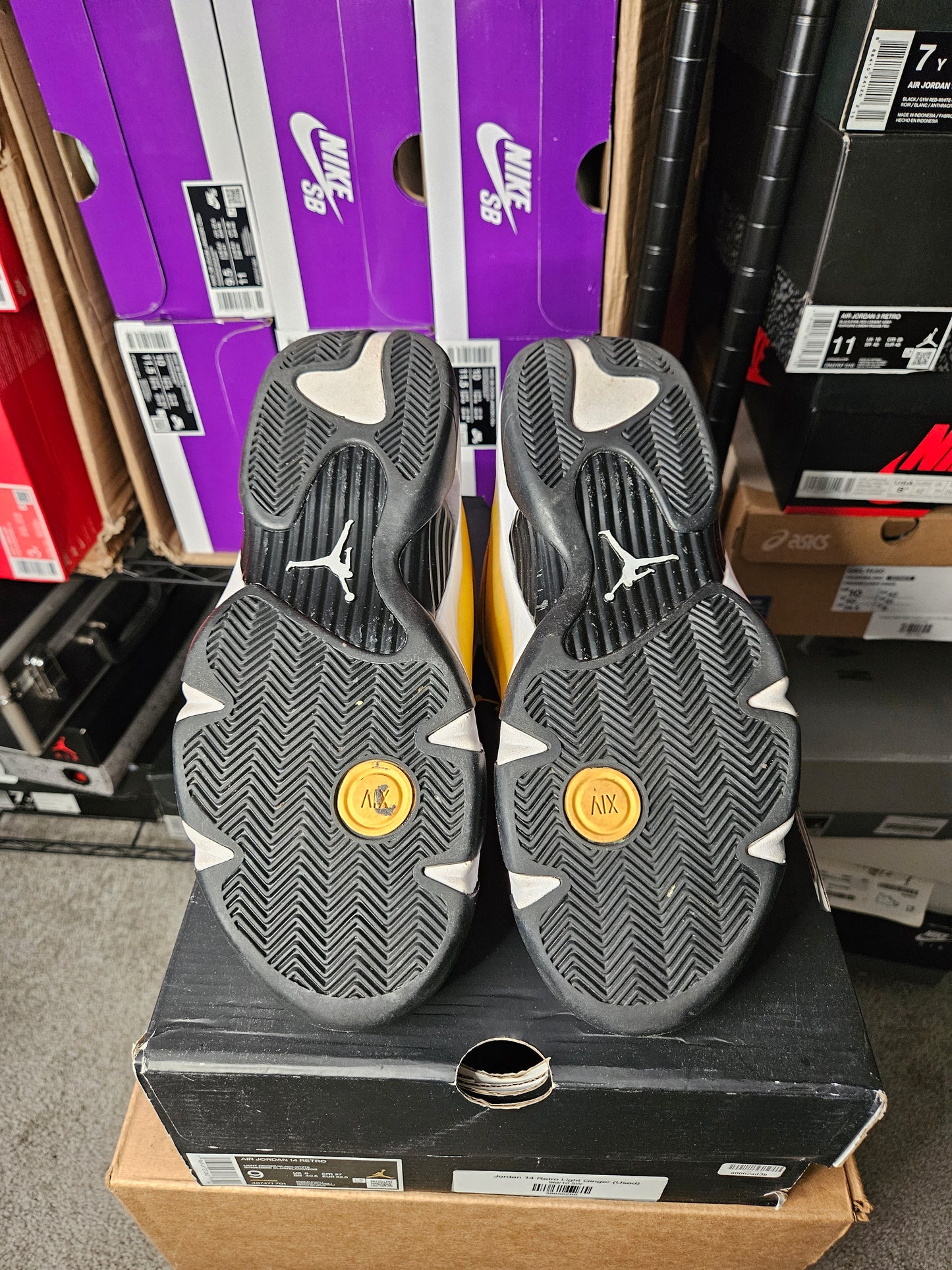 Size 9 - AJ 14 Retro Light Ginger 2022