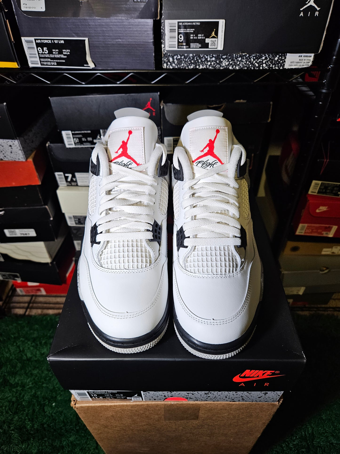 Size 10 - AJ 4 Retro OG 2025 White Cement