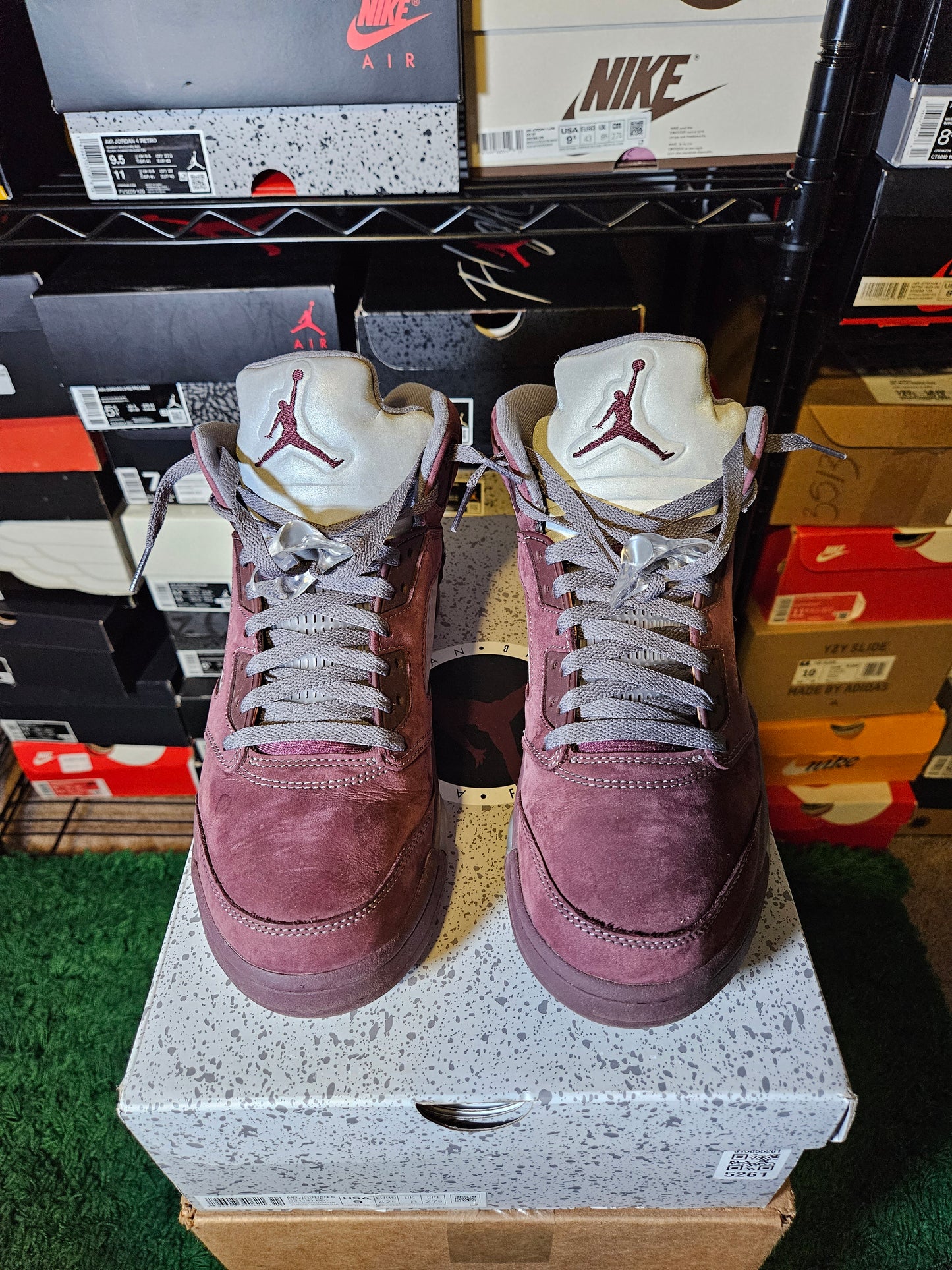 Size 9 - AJ 5 Retro SE 2023 Burgundy