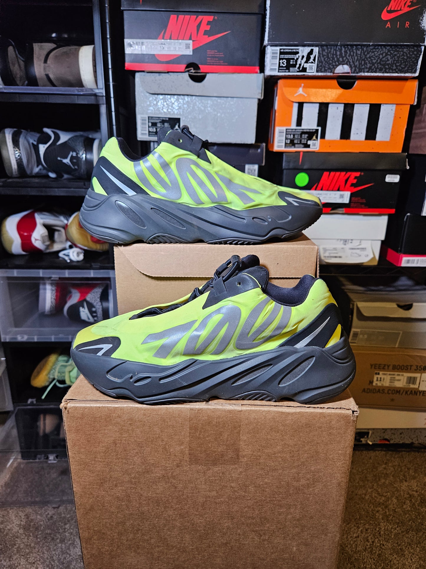 Size 9 - YZY Boost 700 MNVN Resin