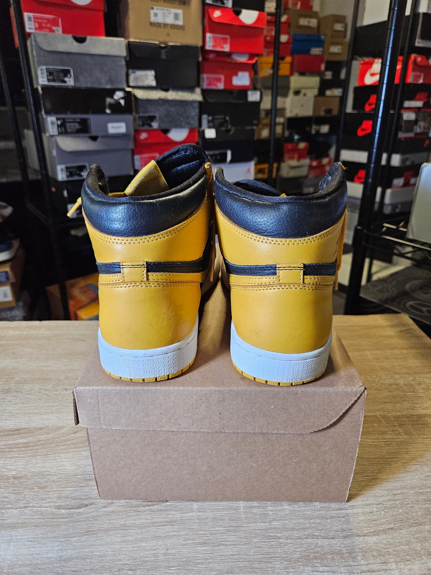 Size 9.5 - AJ 1 Retro OG High Pollen