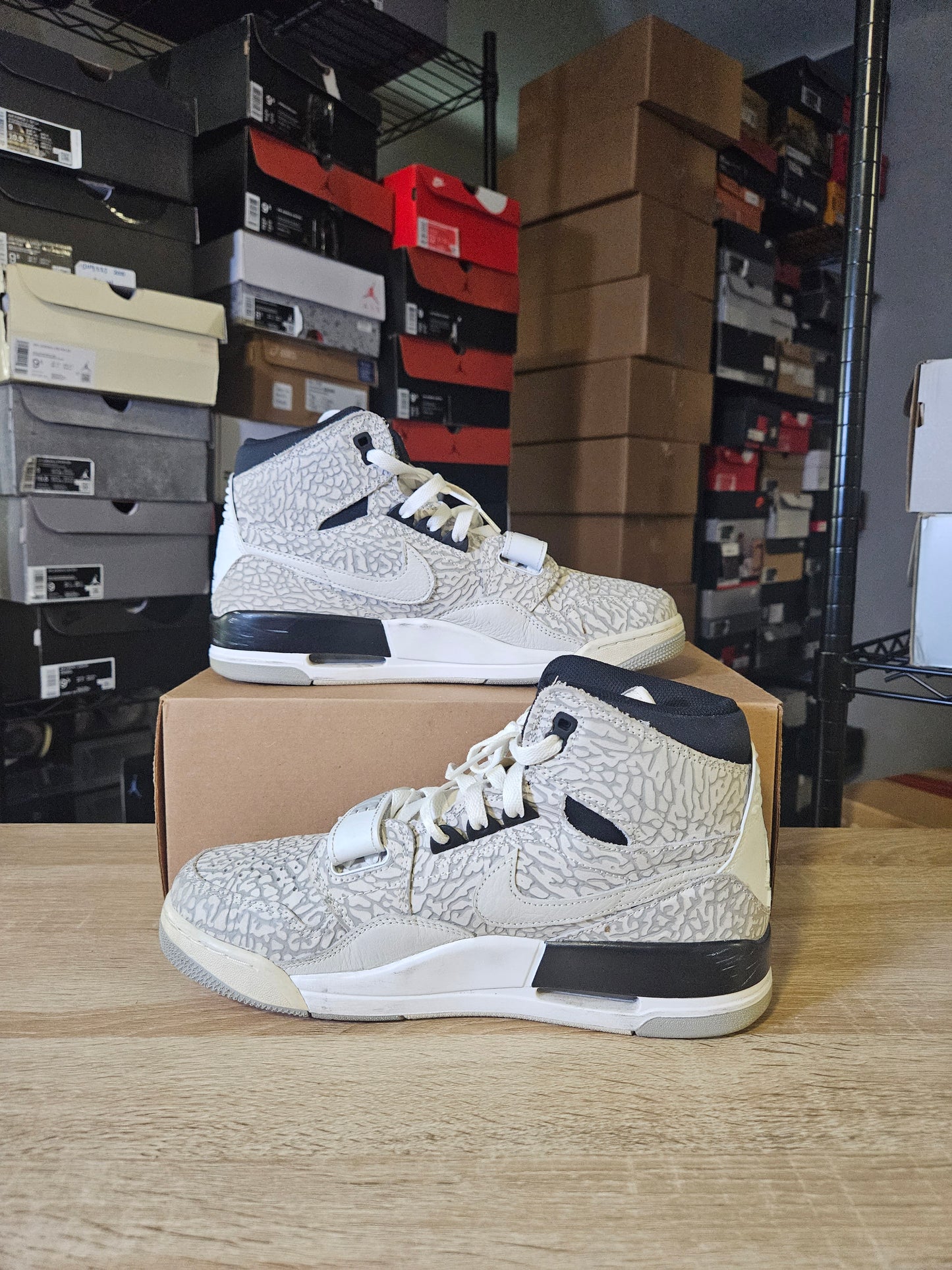 Size 10 - AJ Legacy 312 Flip
