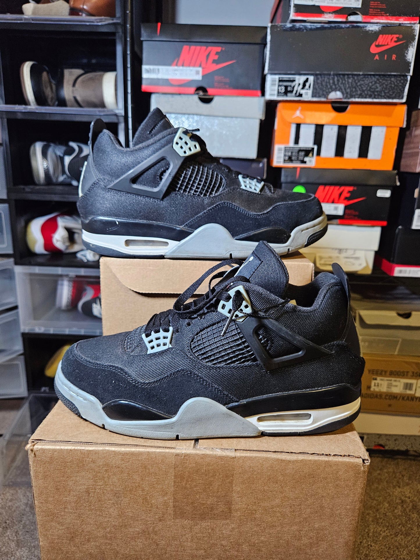 Size 9 - AJ 4 Retro SE Mid Black Canvas