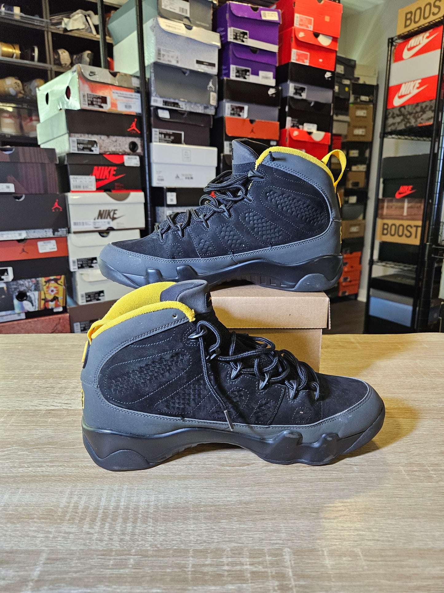 Size 10 - AJ 9 Retro University Gold