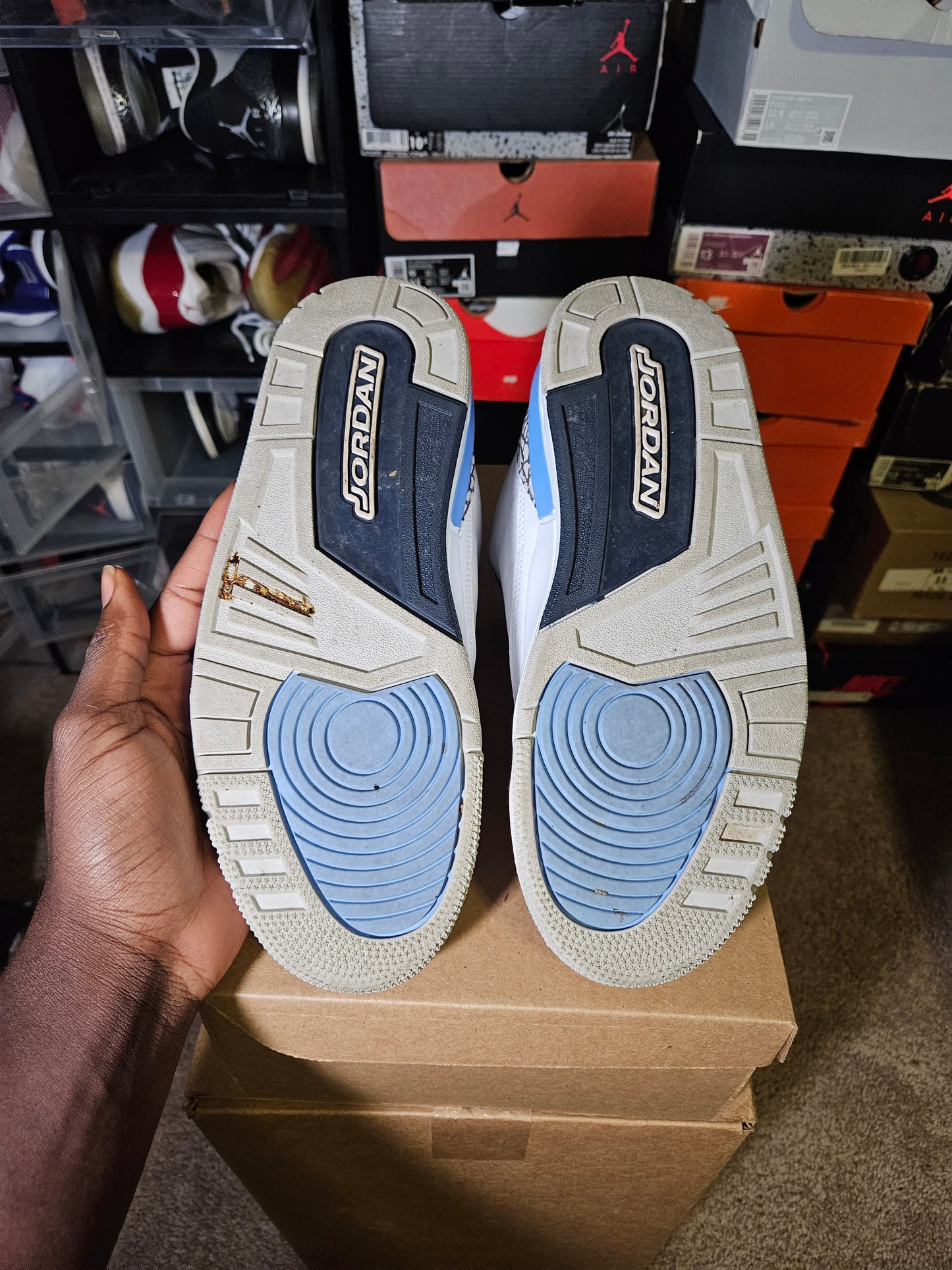 Size 9 - AJ 3 Retro Mid UNC