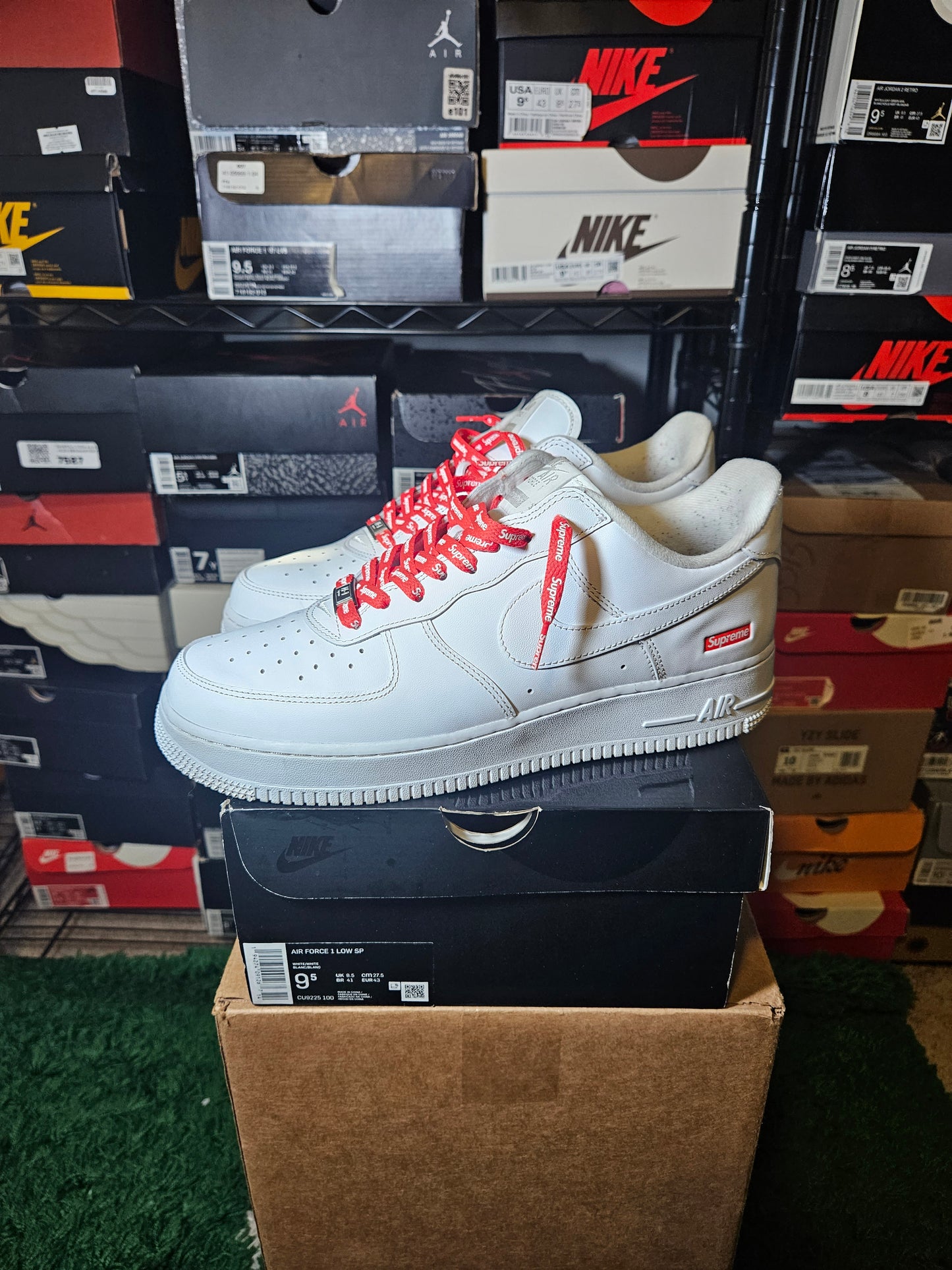 Size 9.5 - AF 1 x Supreme Low Box Logo - White