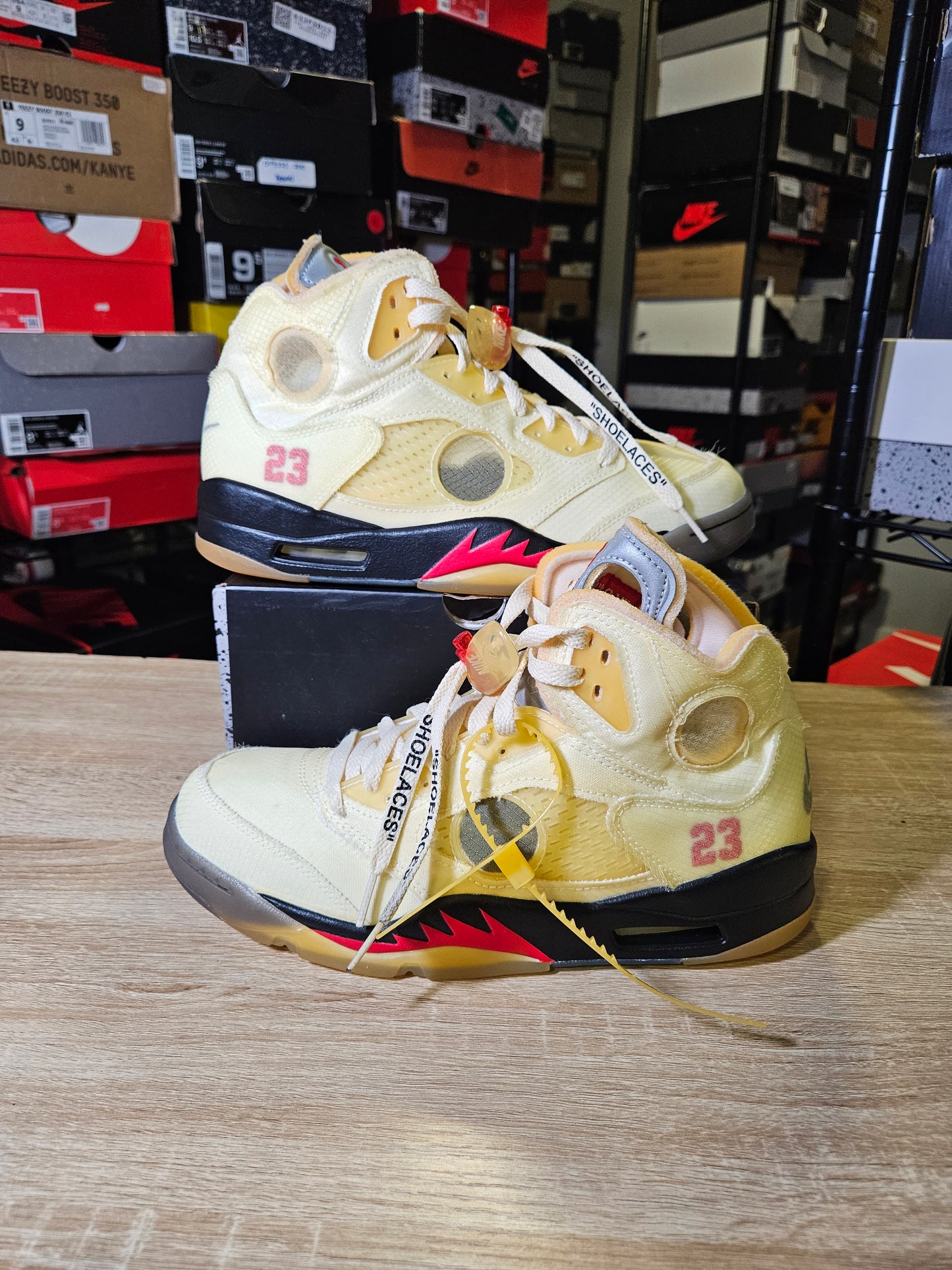 Size 9 - AJ 5 SP x Off-White Mid Sail