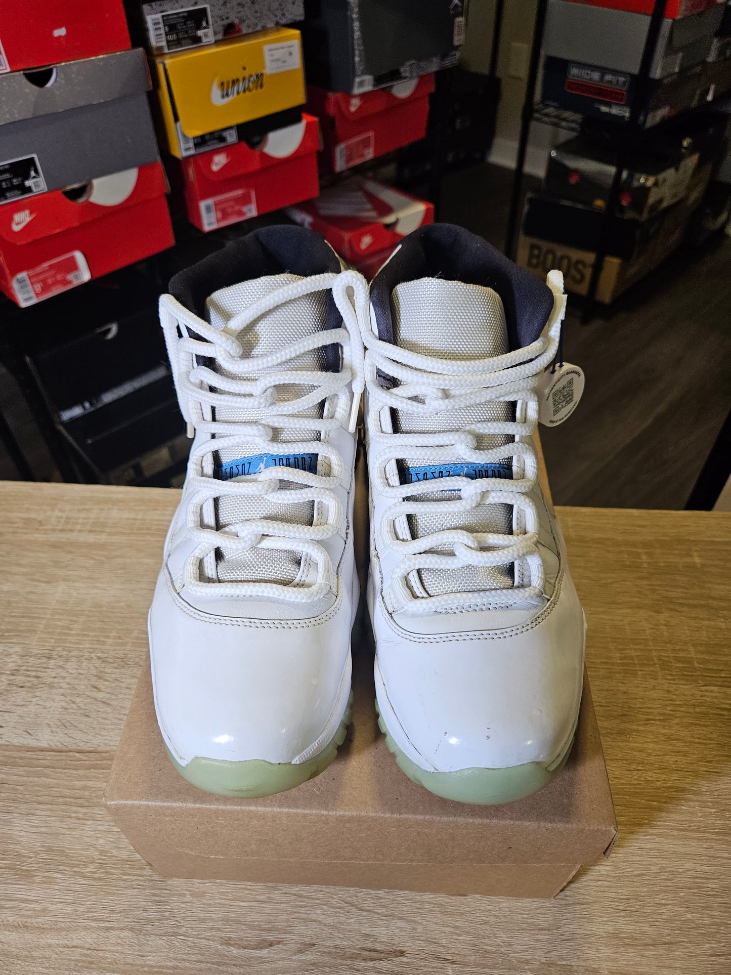 Size 9.5 - AJ 11 Retro High Legend Blue