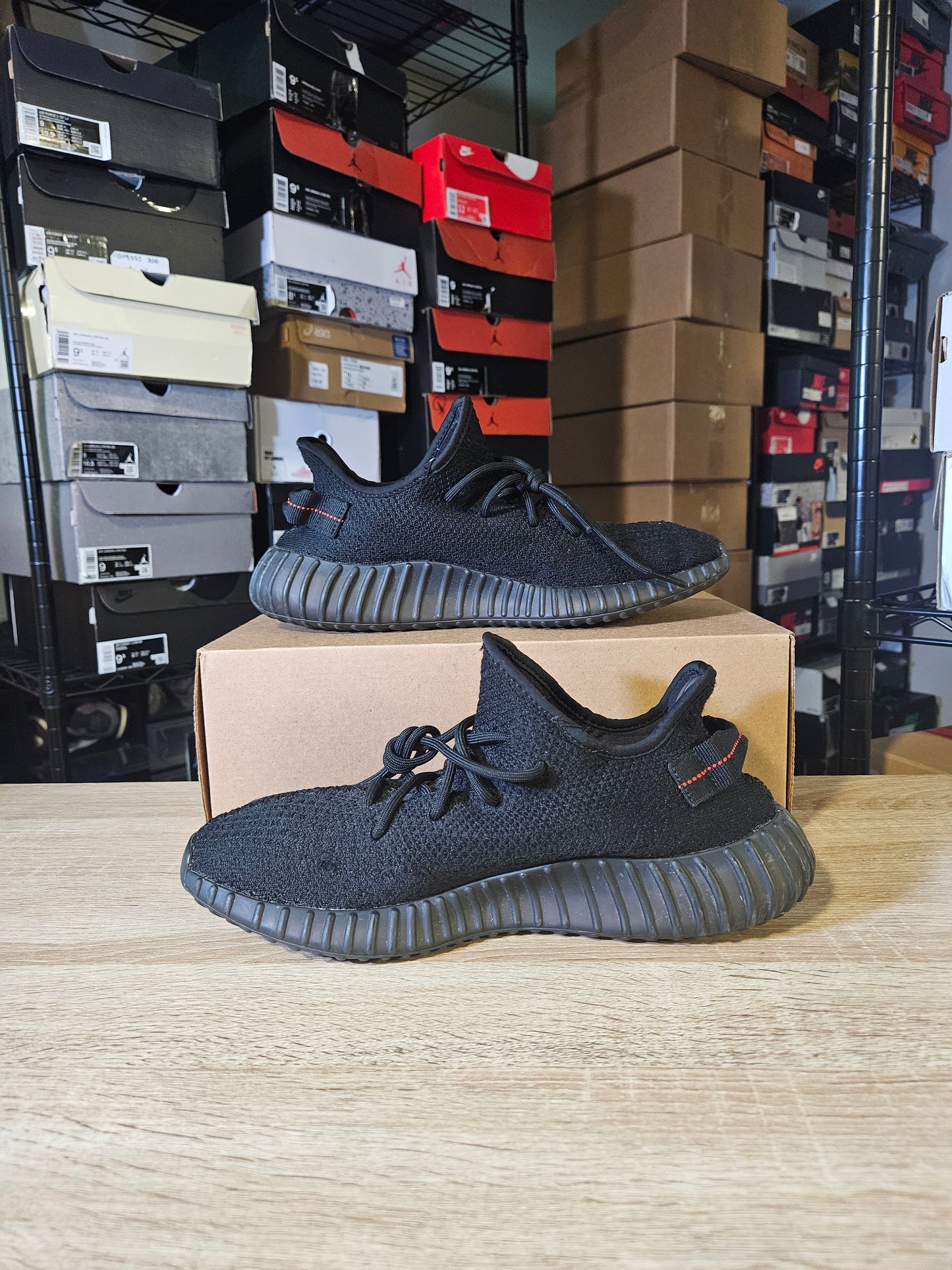 Size 11 - YZY 350 V2 Low Bred