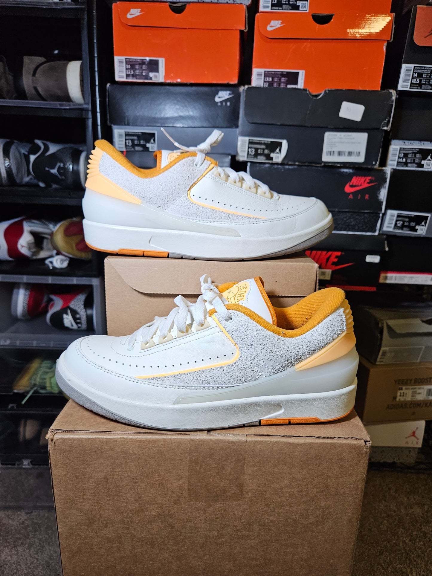 Size 9 - AJ 2 Retro Low Melon Tint