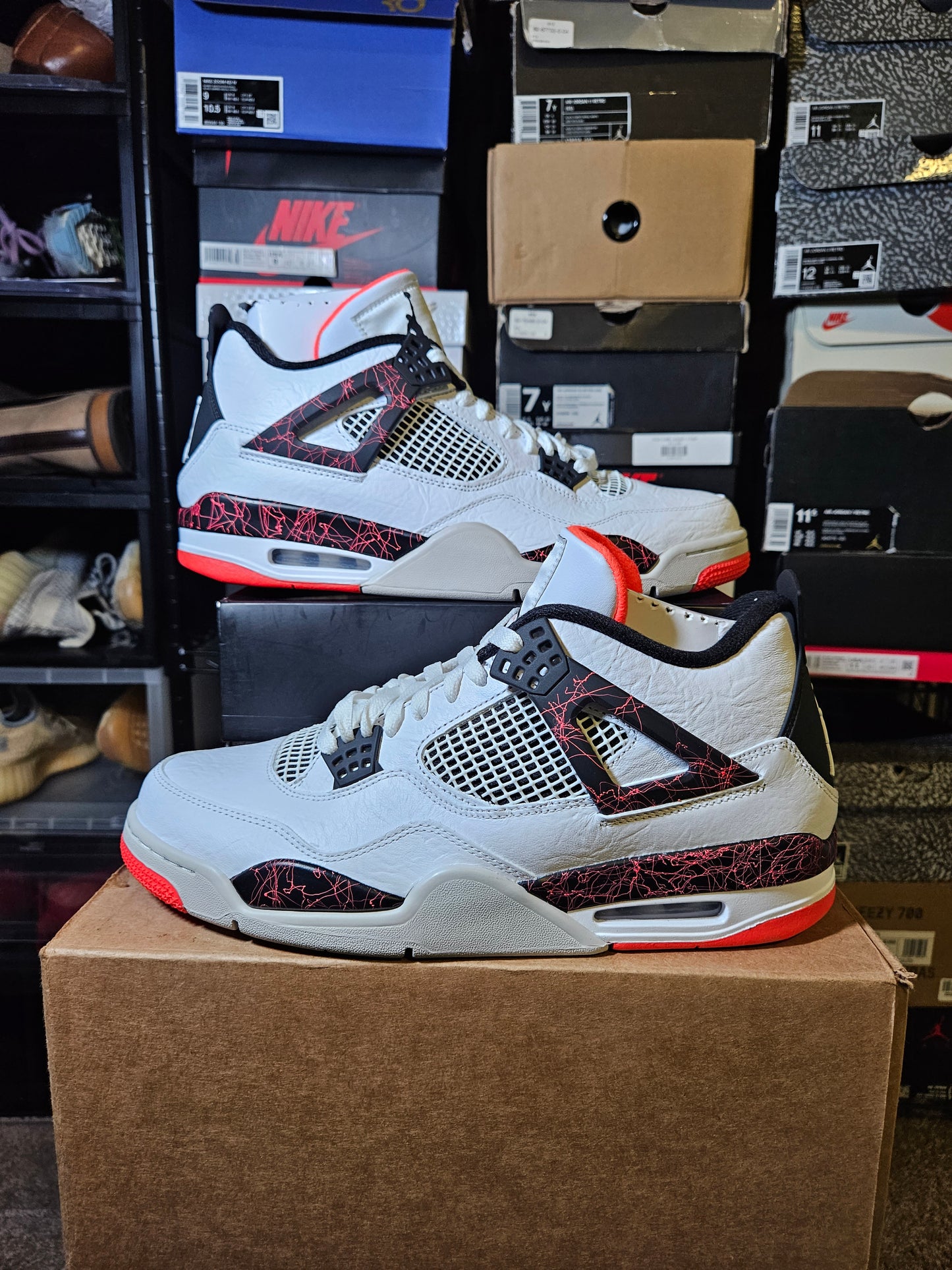Size 12 - AJ 4 Retro Pale Citron, Bright Crimson 2019