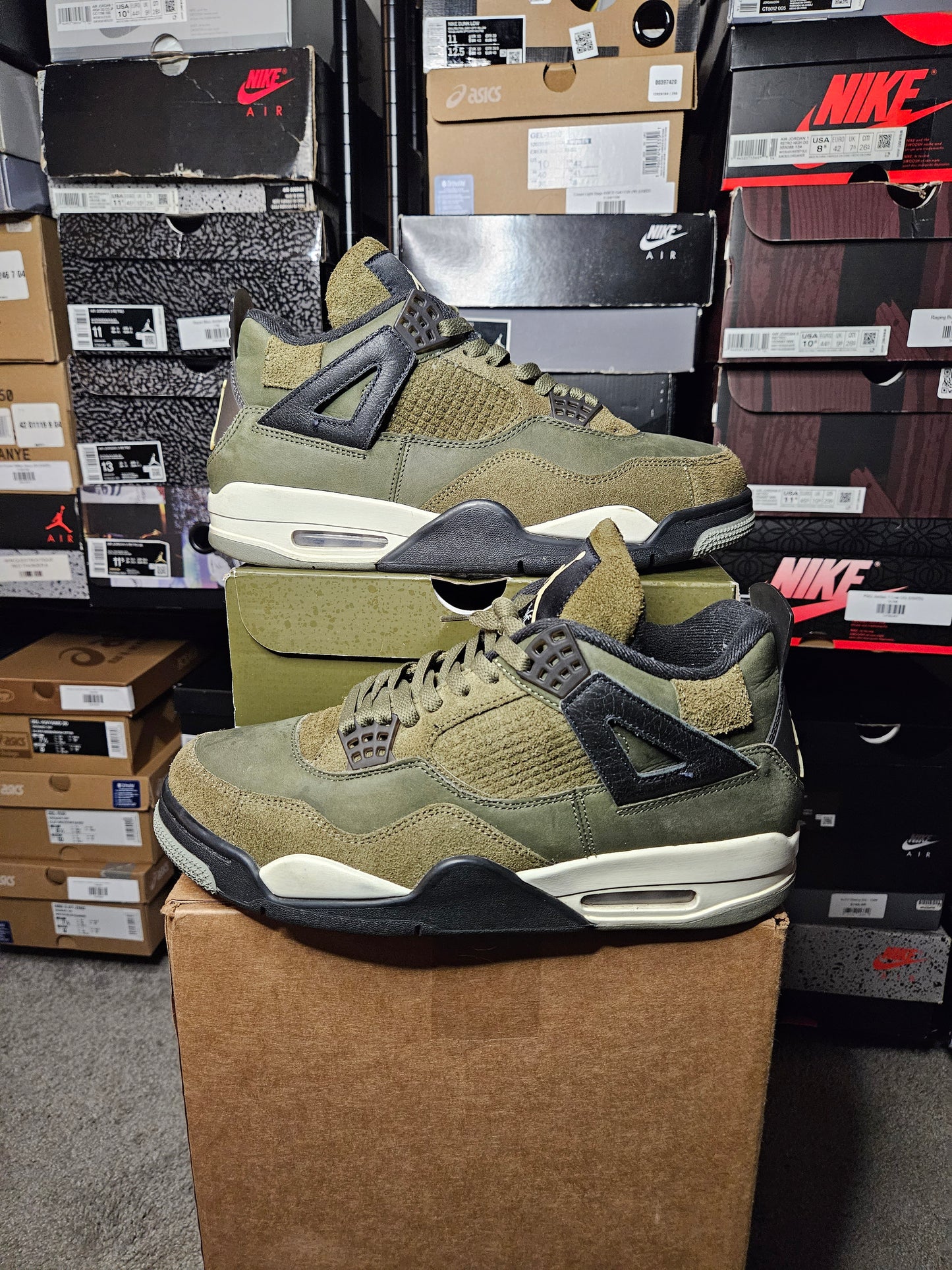 Size 10.5 - Jordan 4 SE Retro Low Craft - Olive