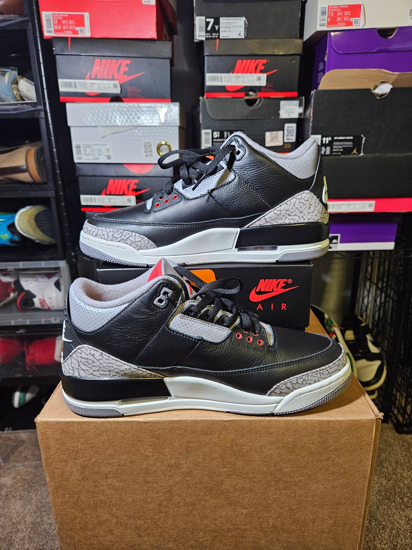 Size 10 - AJ 3 Retro OG 2024 Black Cement