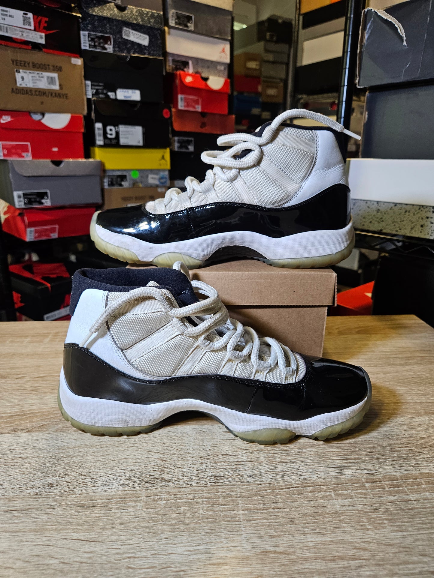 Size 9.5 - AJ 11 Retro High Concord