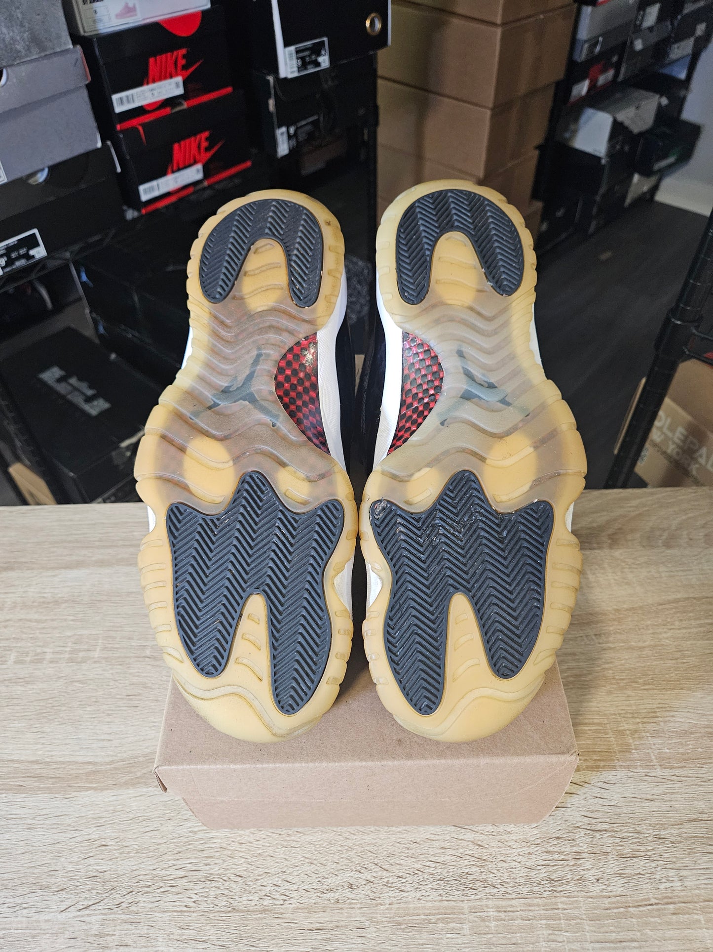 Size 13 - AJ 11 Retro 72-10 2015