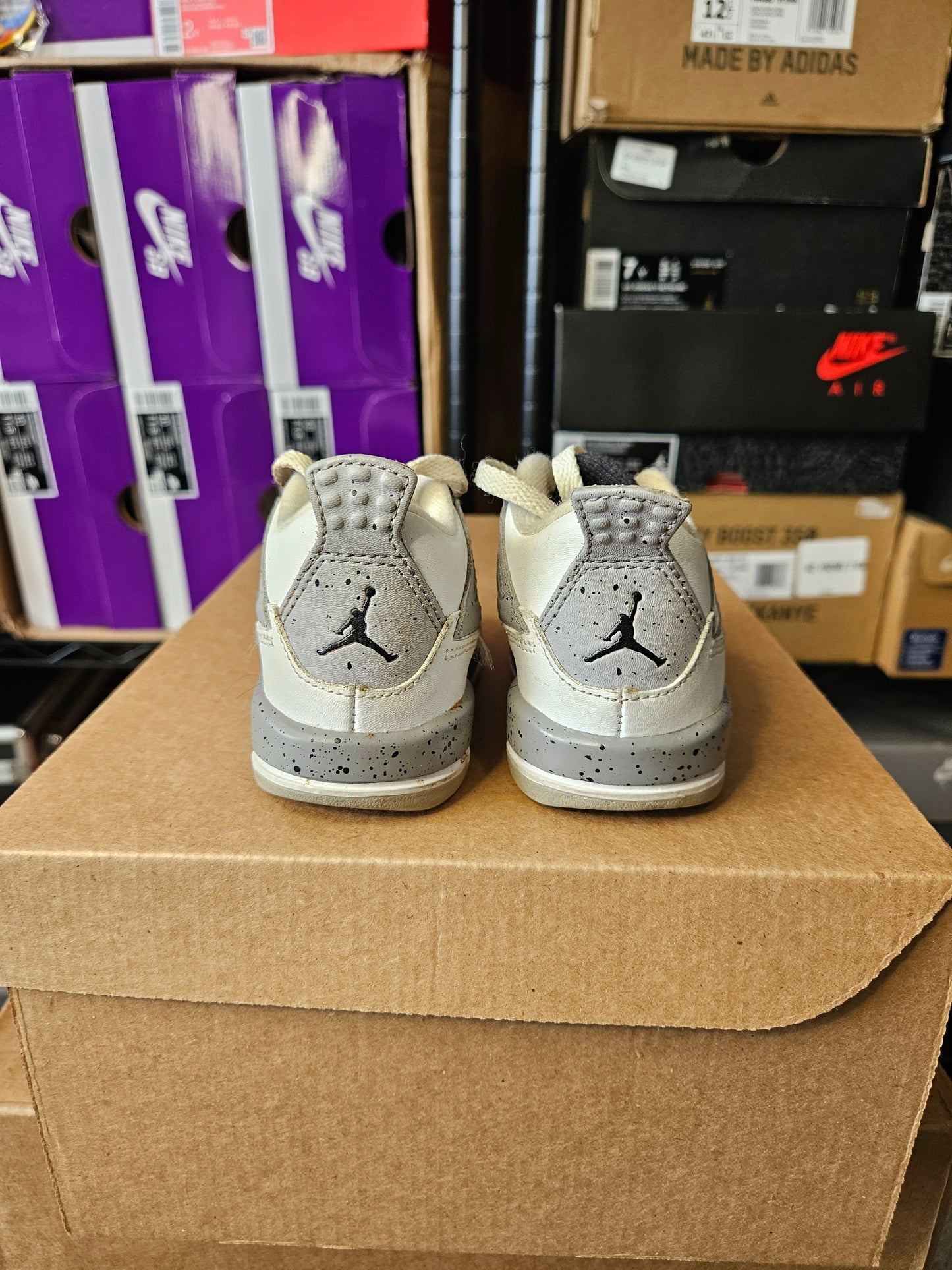 Size 5C - AJ 4 Retro OG Mid White Cement
