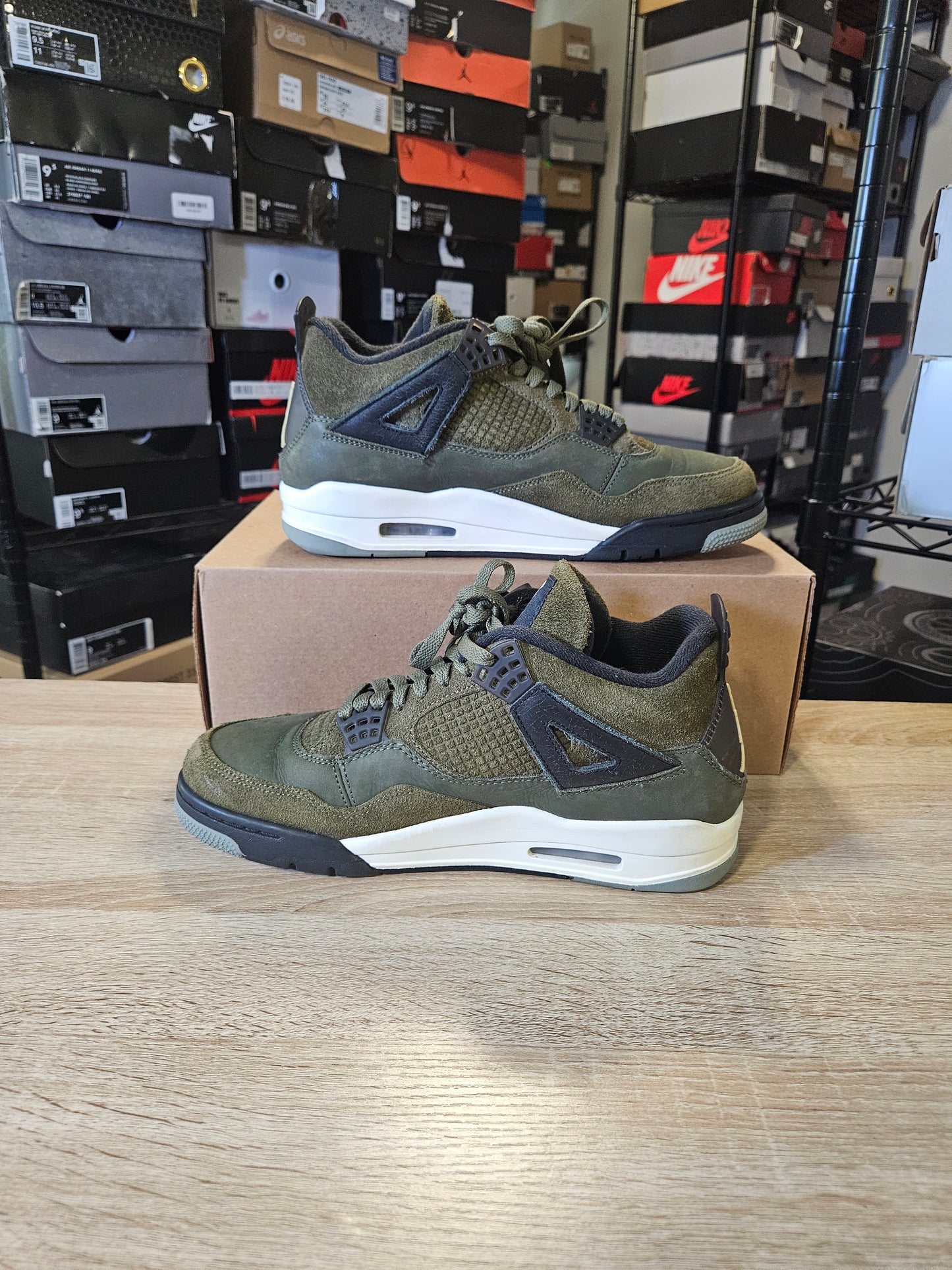Size 9.5 - AJ 4 SE Retro Low Craft - Olive