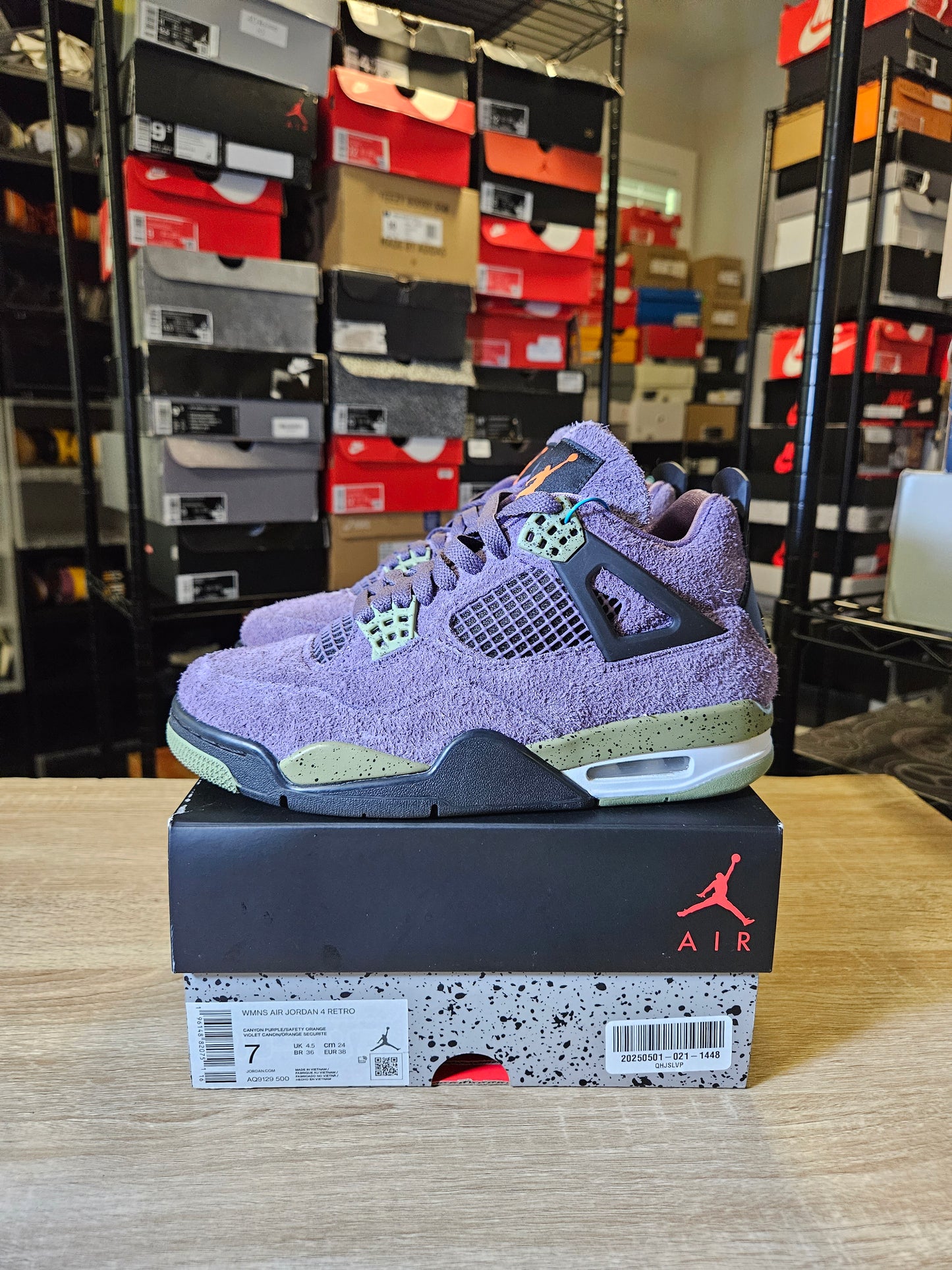 Size 5.5M - AJ 4 Retro Mid Canyon Purple