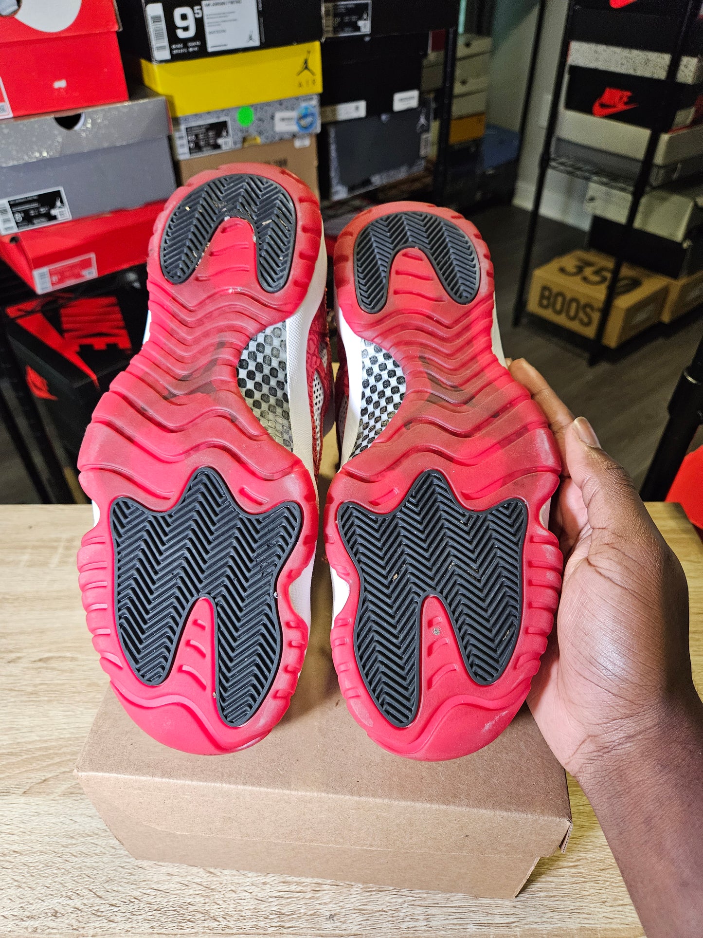 Size 10 - AJ 11 Retro IE Low Gym Red