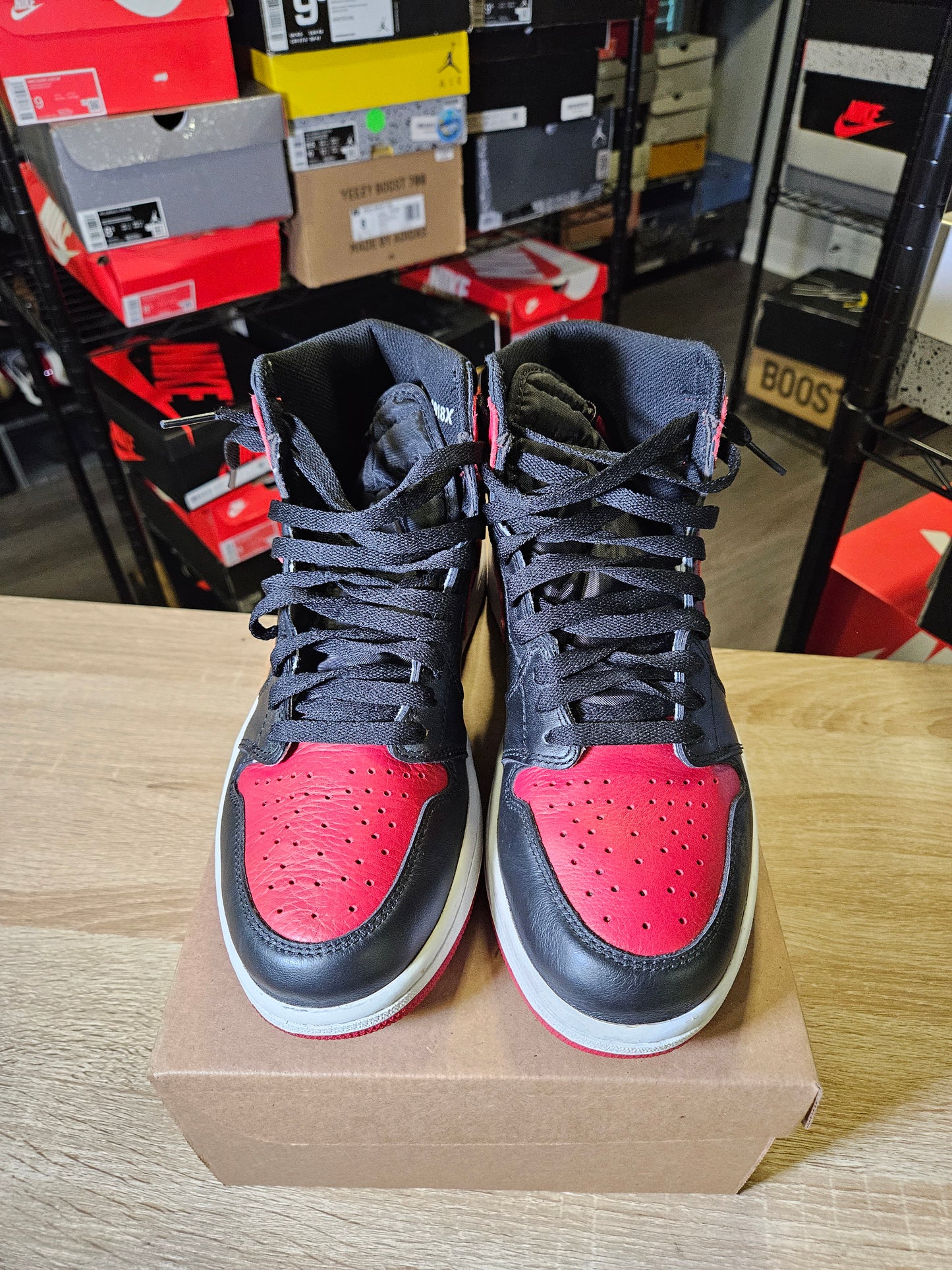 Size 10 - AJ 1 Retro OG High Banned, Bred